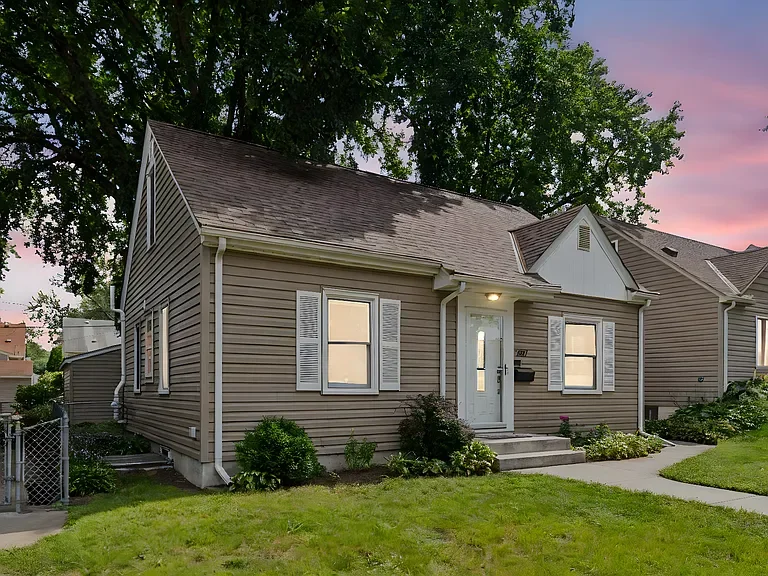 2817 COLORADO | $359,900 | SELLER REPRESENTATION