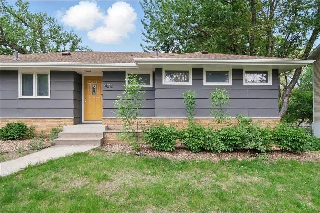 4212 PRINCETON | $465,000 | BUYER REPRESENTATION