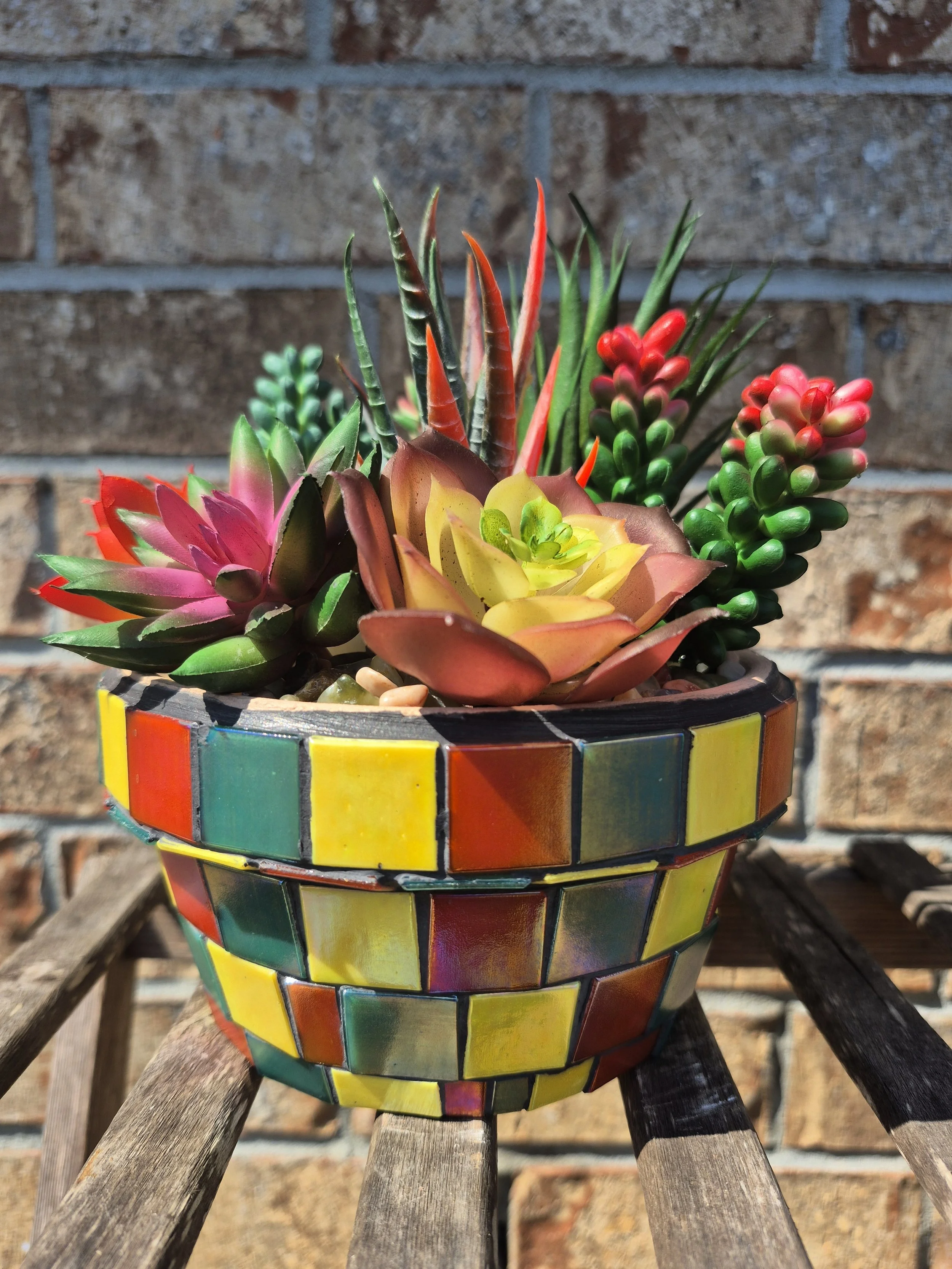Rastafari Planter (Medium)