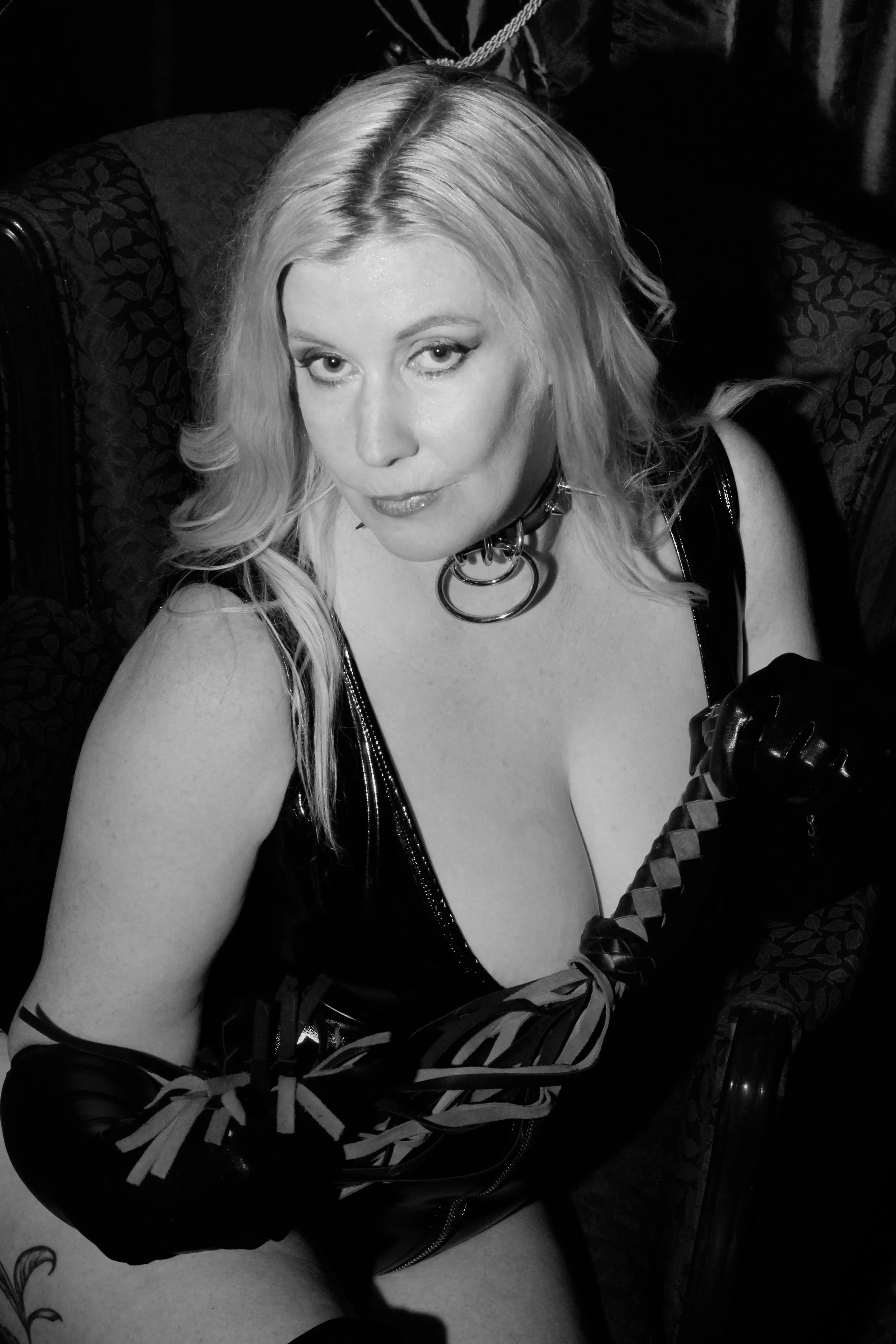 Ayla_Leather_14g.jpg