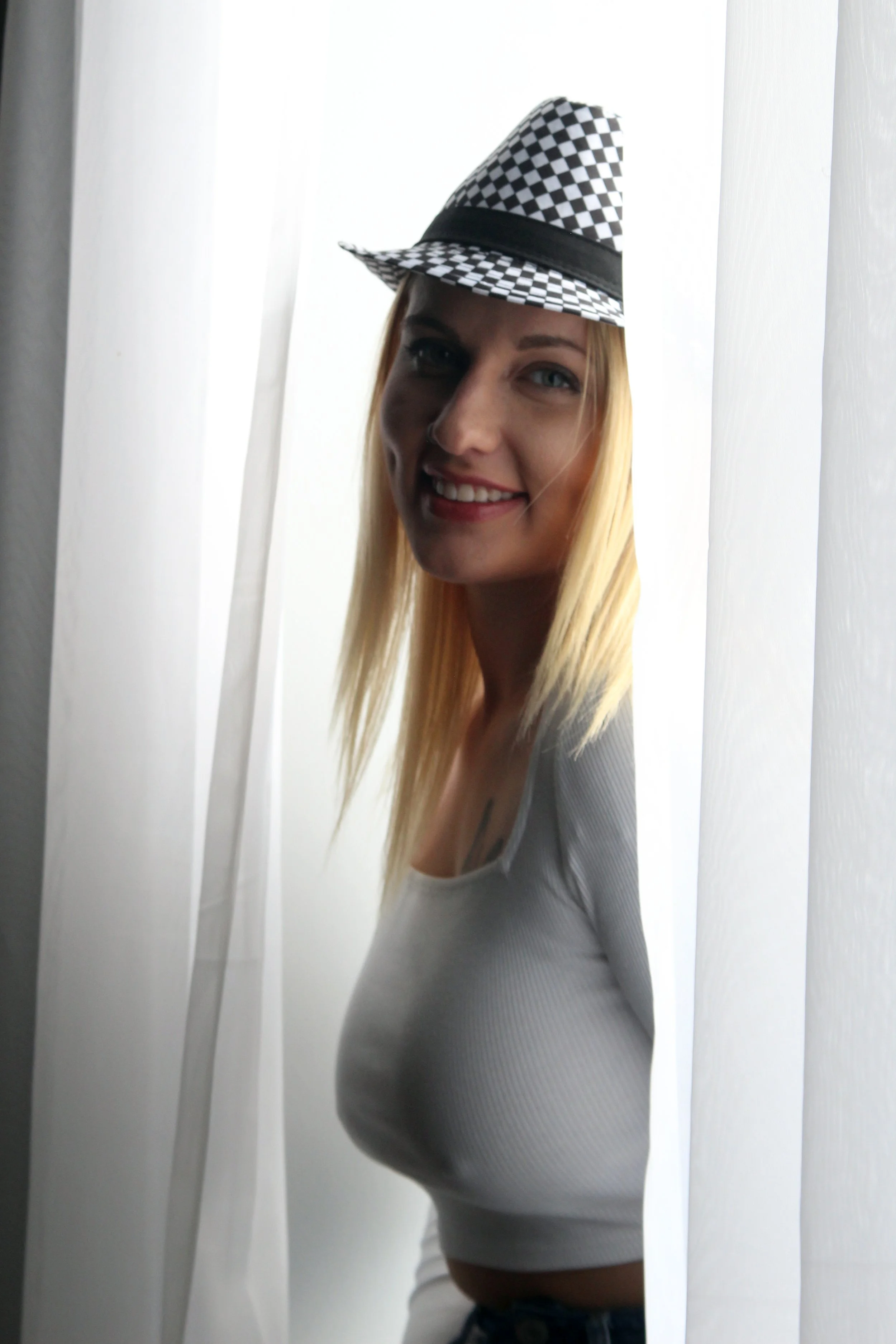 Taylor_Window_20c.jpg