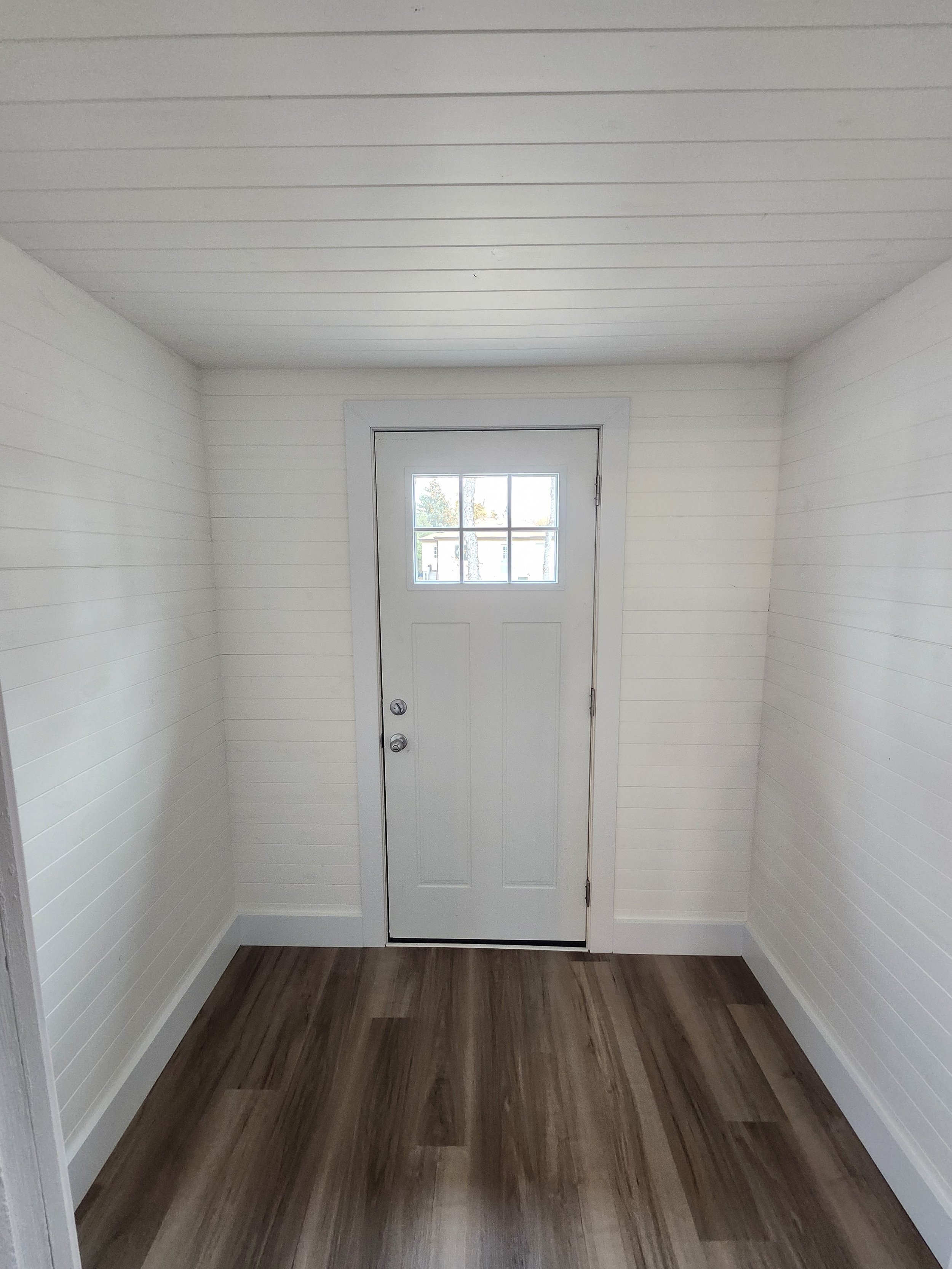 Interior designer services in Melville, Yorkton, Crooked Lake, Grenfell, Indian Head, Balcarres Saskatchewan. 
