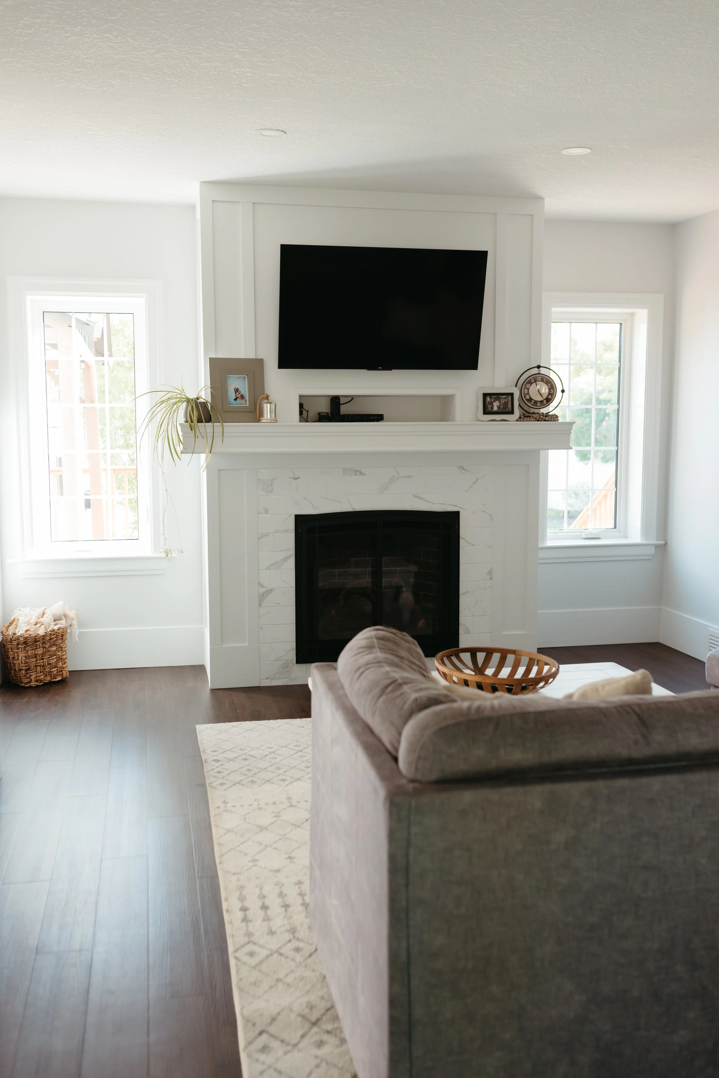 Interior designer services in Melville, Yorkton, Crooked Lake, Grenfell, Indian Head, Balcarres Saskatchewan. 