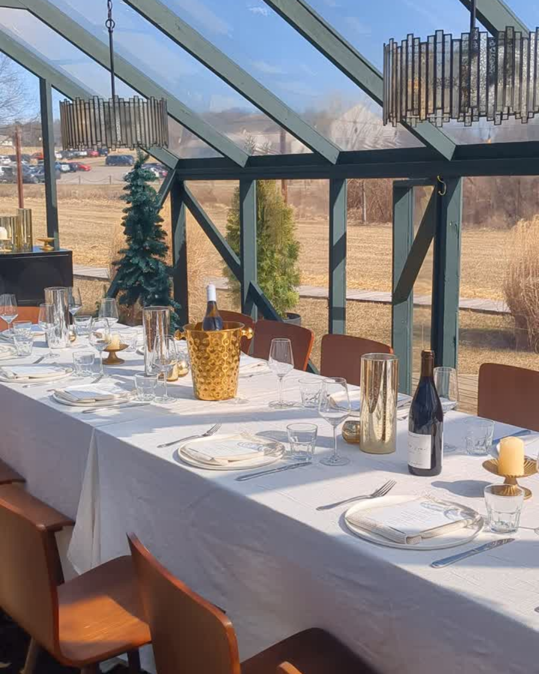 Outdoor dining table set at Old Westminster Winery, Maryland