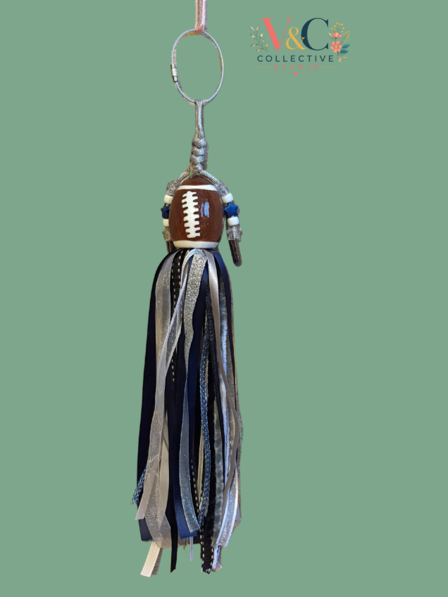 Football charm blue.png