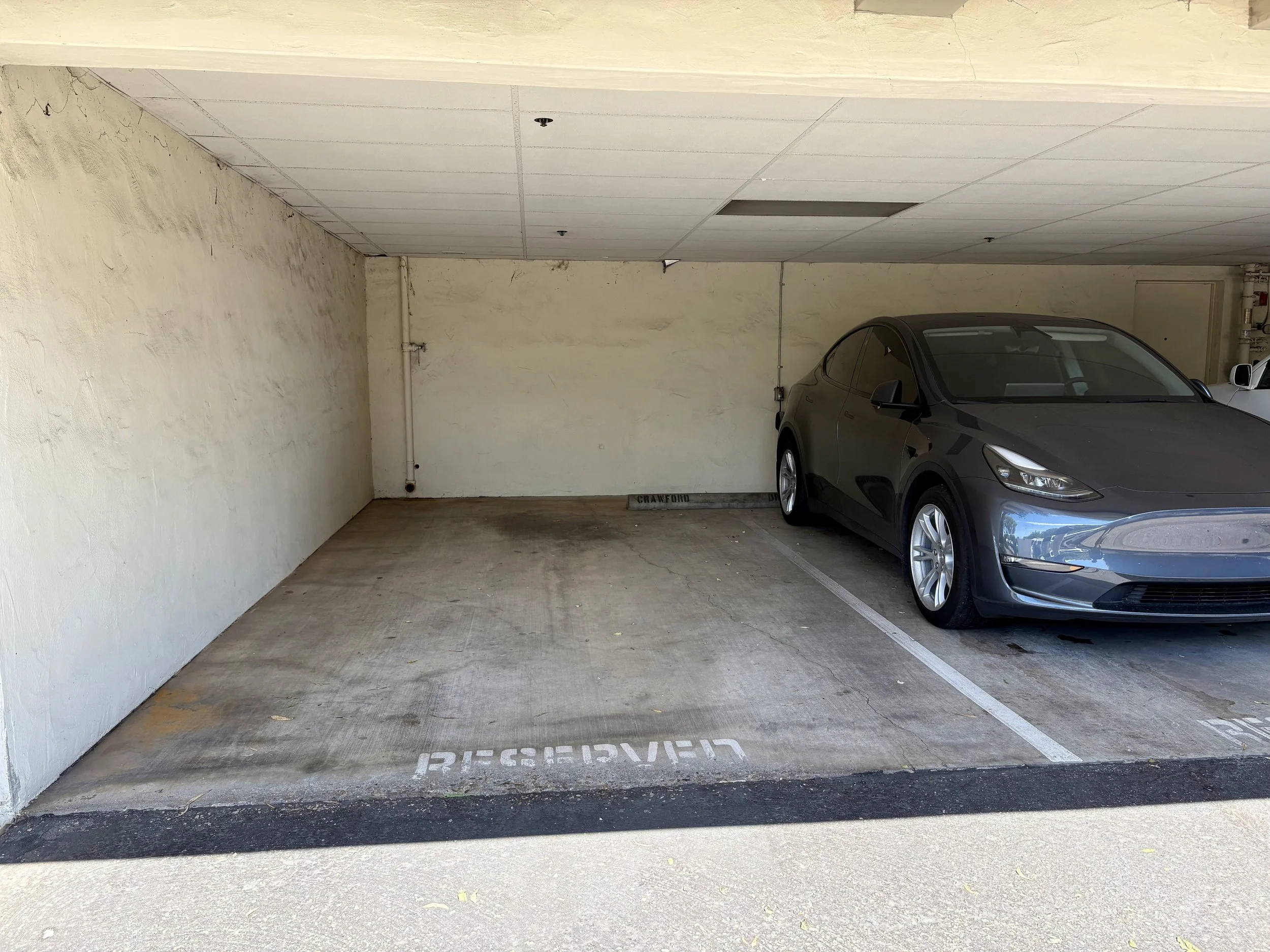 parking carport.jpg