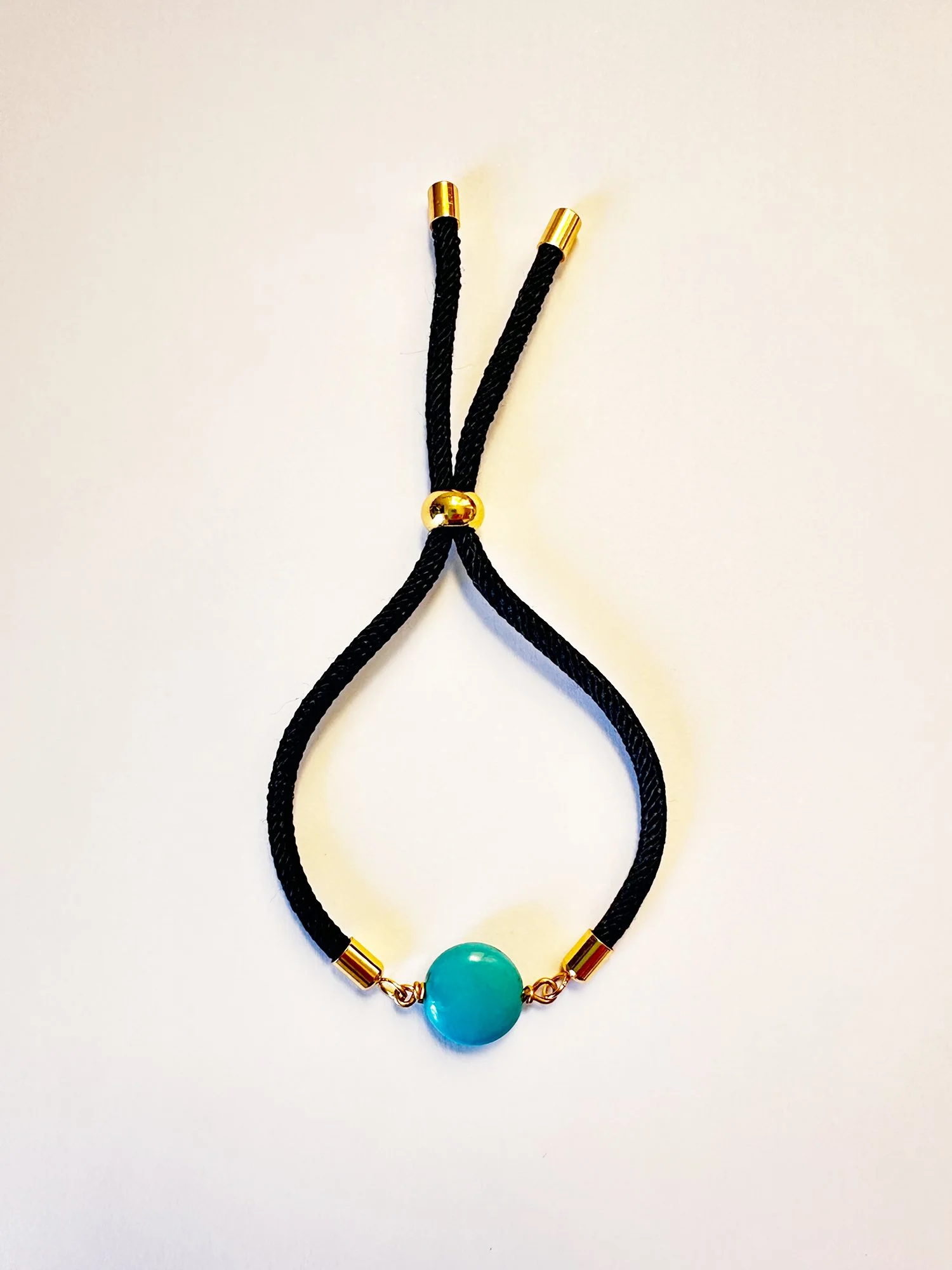 Drawstring-Bracelet-Black-and-Turquoise-1.jpg