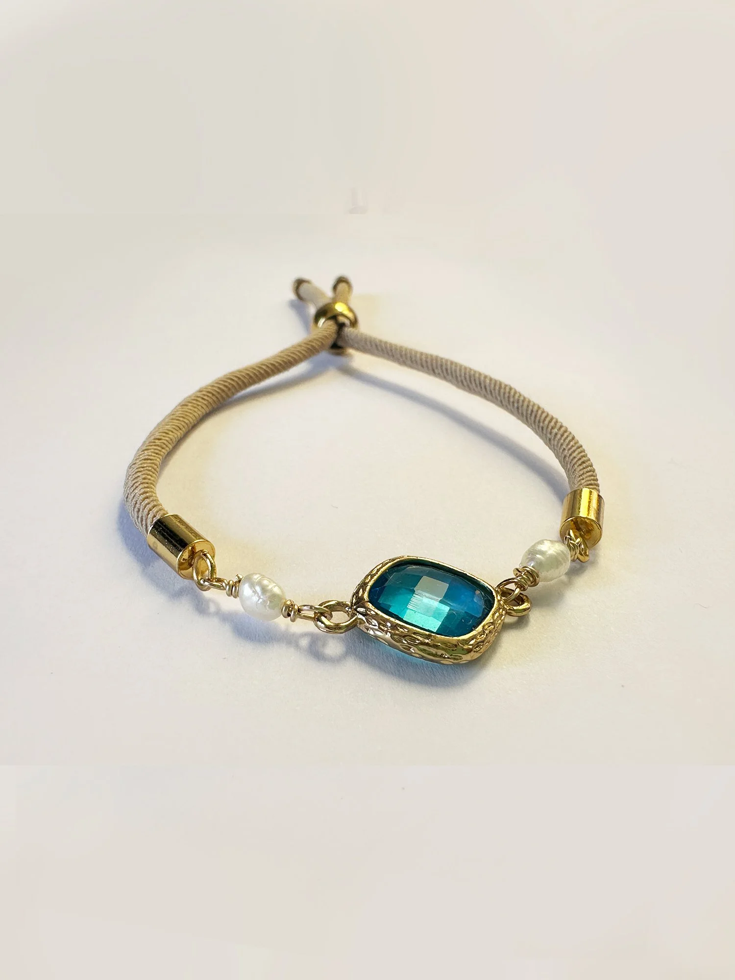 Drawstring-Bracelet-Tan-Blue-Crystal-2.jpg