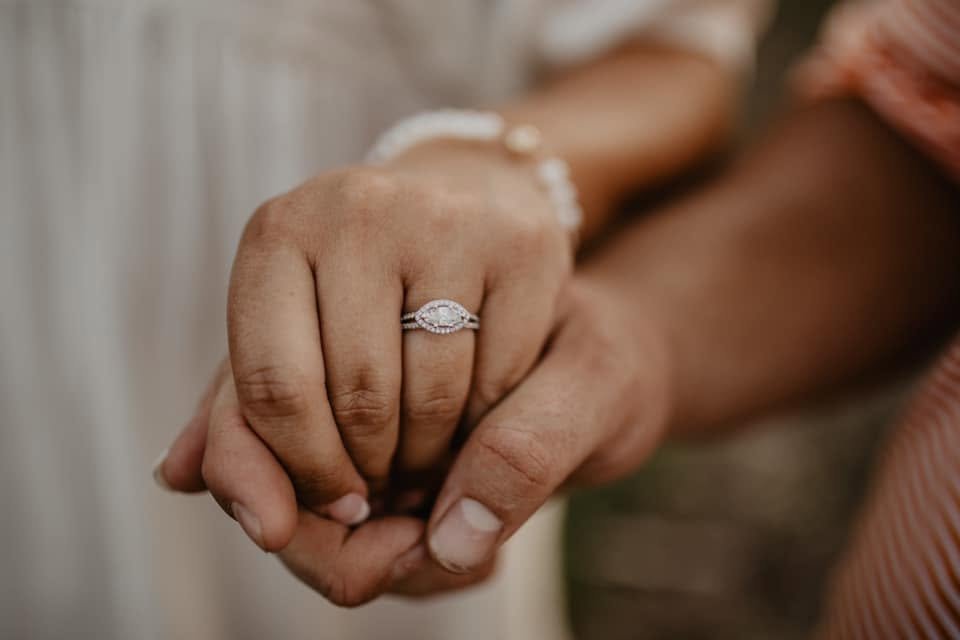 A customer review of an engagement ring that the man bought from us.