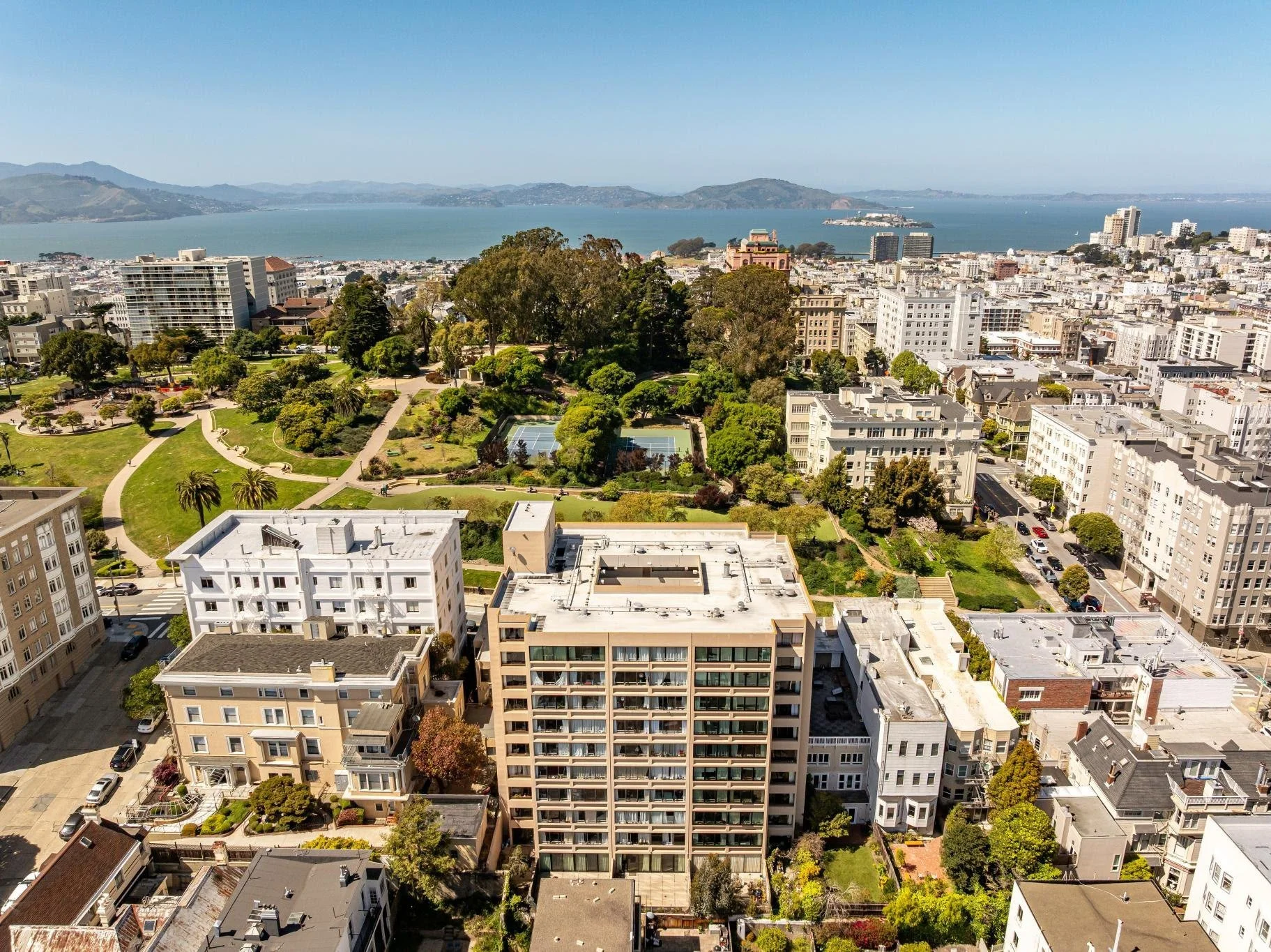 Pacific West Advisory Group Facilitates Sale of 86-Unit Trophy Asset, Grosvenor Court Apartments