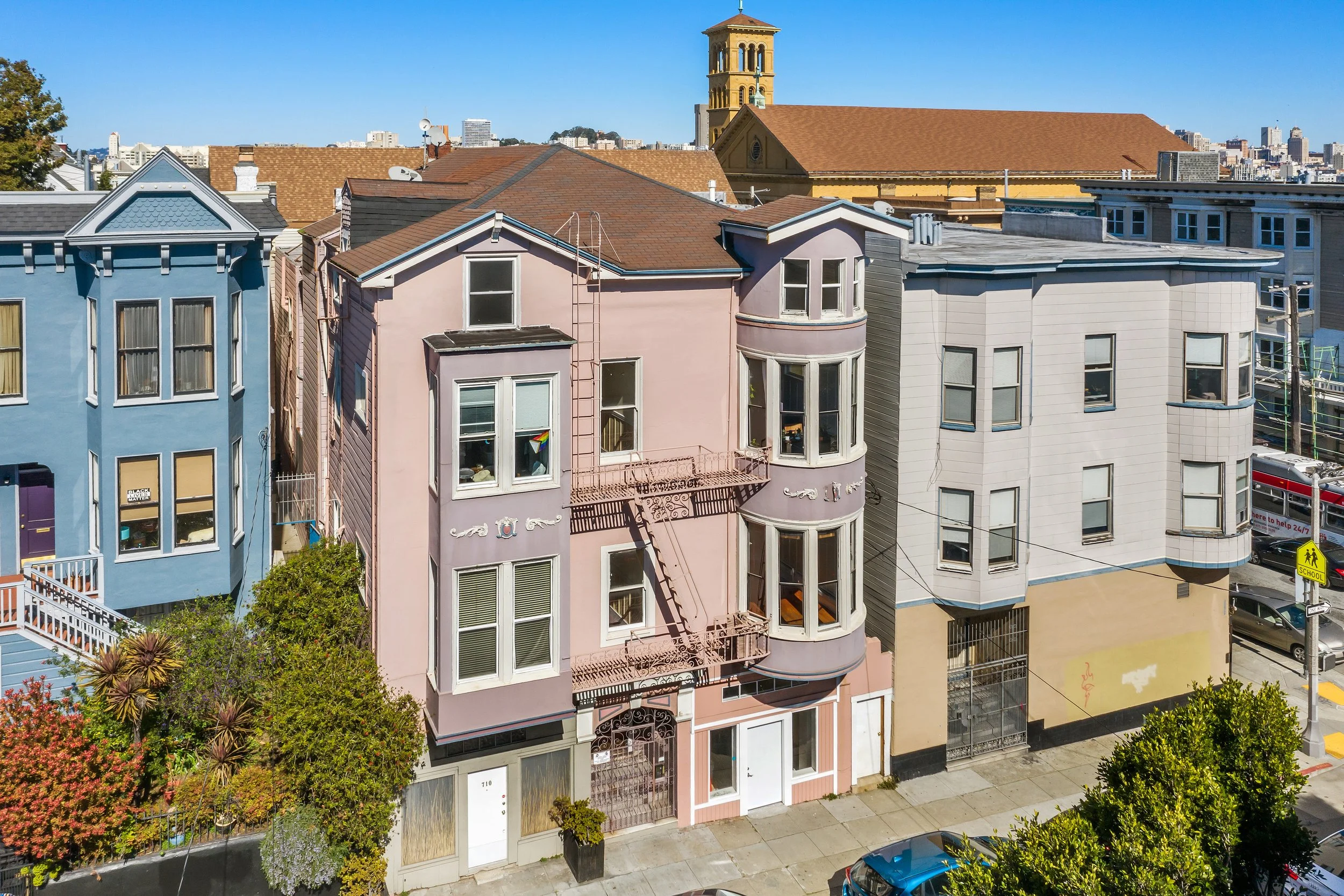 708 Oak Street