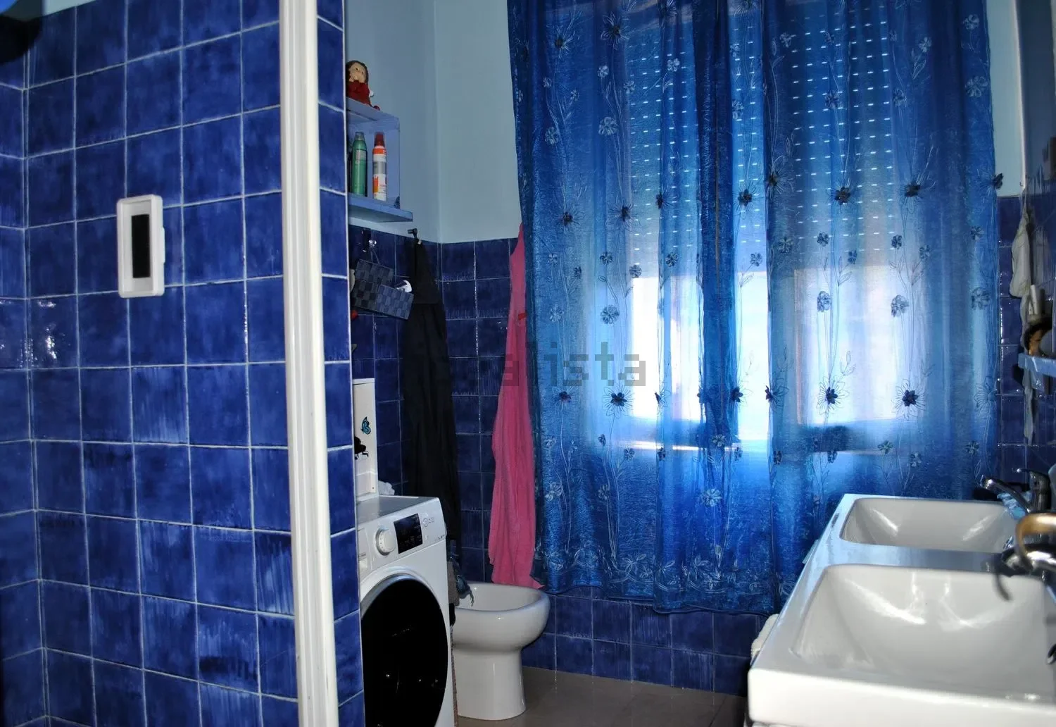 728012760.webp