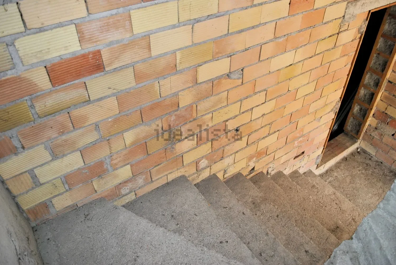 720791432.webp