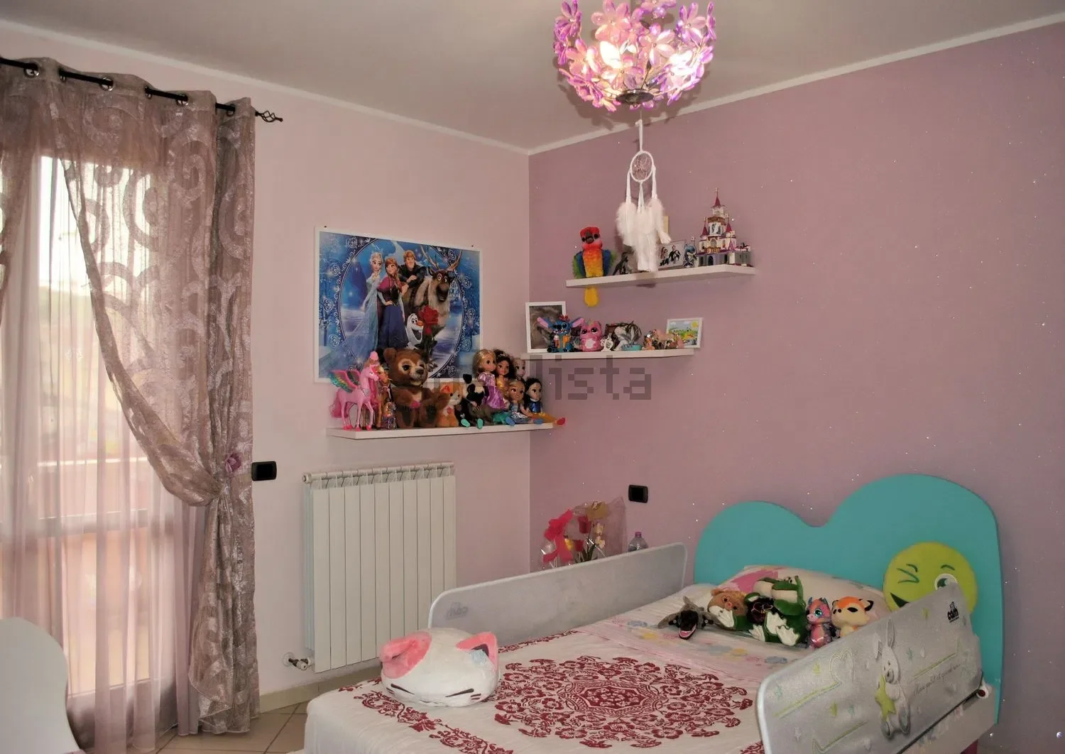 737642630.webp