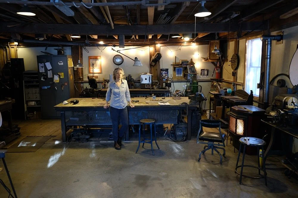 Artists In Flux 
Erica Moody for Metalsmith Magazine 40 no. 3
2020

Role: Writer

Partners: Artists Claudia Lepik, Erica Moody, Everett Hoffman, Raquel Bessudo, Hyun-Seok Sim, SNAG Metalsmith

📸 by Erica Moody