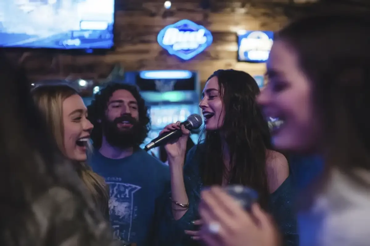 Karaoke on squires