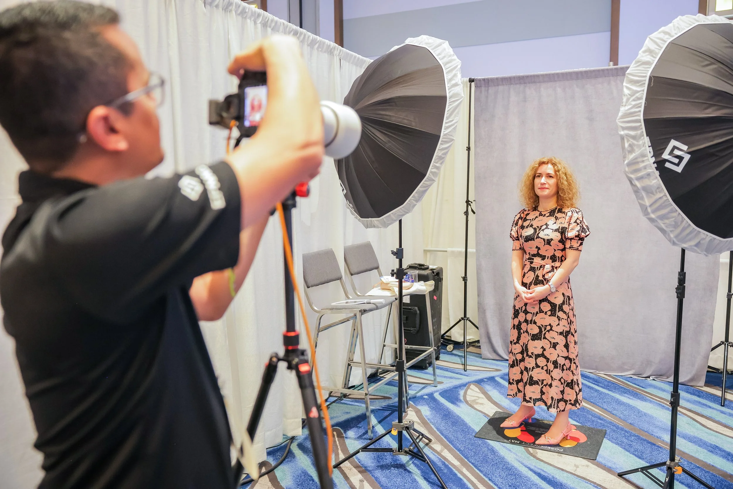 HEADSHOT STUDIO