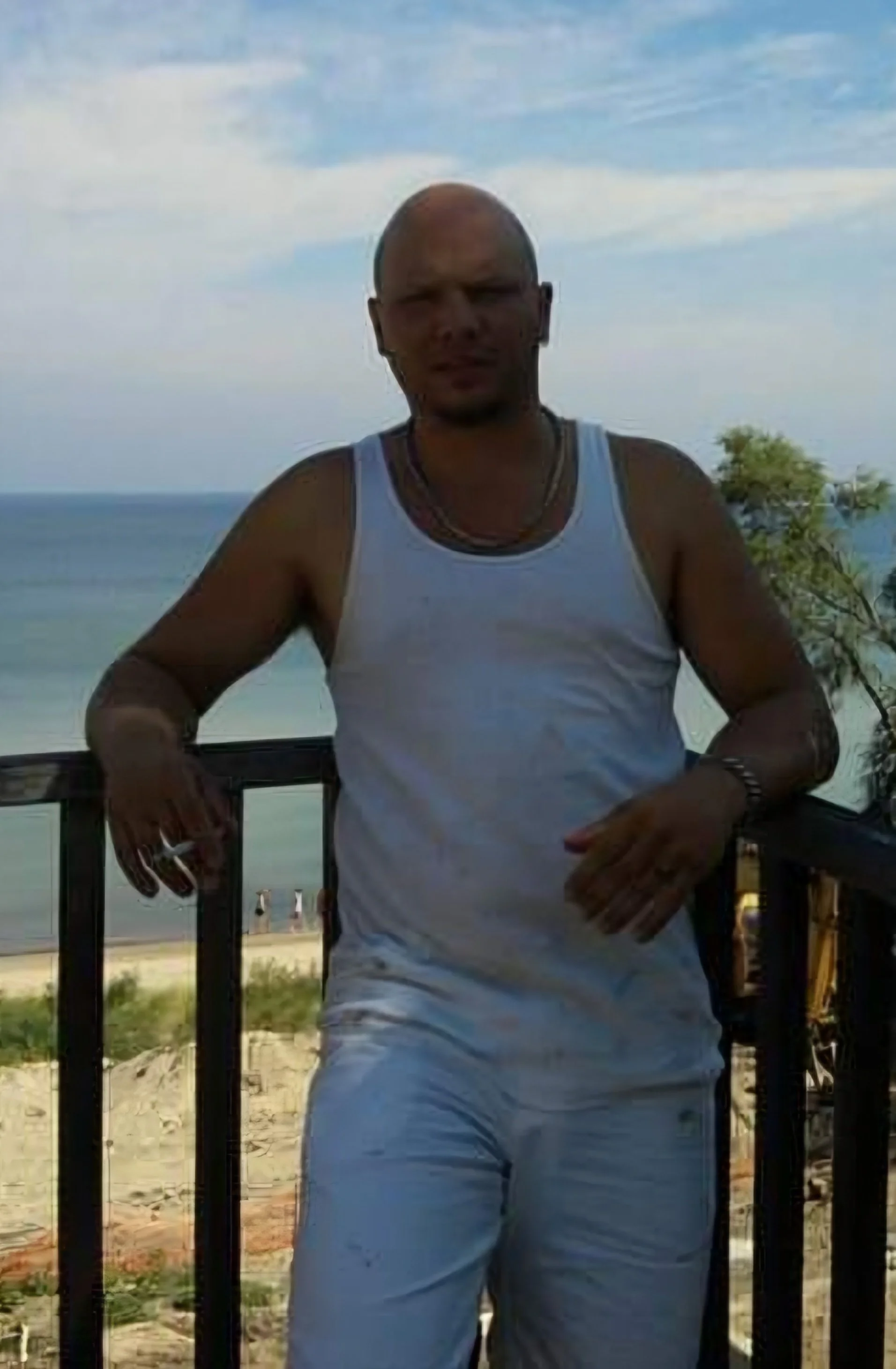 Screenshot_20240401_220326_Facebook.jpg