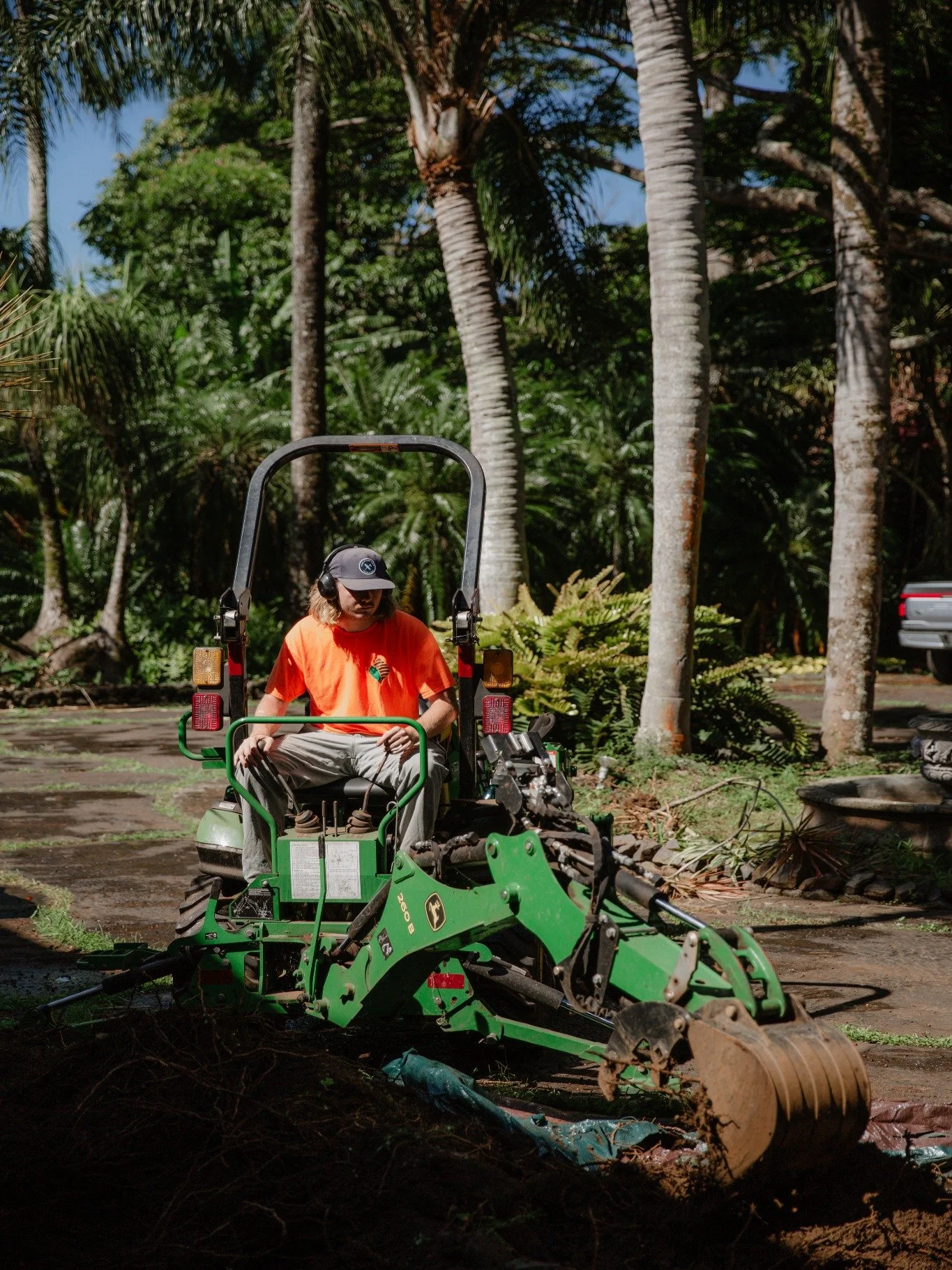 Sometimes creating the right outdoor space starts long before the plants go in.

Grading.
Land clearing.
Drainage.
Site preparation.

The work underneath it all sets the foundation for everything that comes after.

At InStyle, we take on the heavy wo