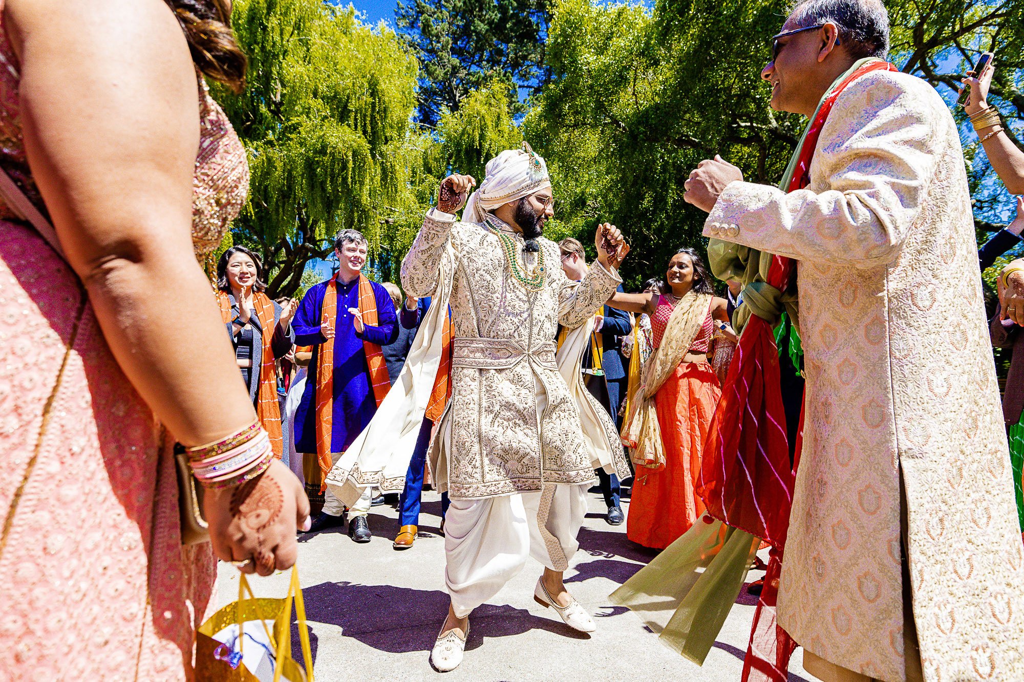 050-san-francisco-botanical-gardens--academy-of-sciences-indian-wedding.jpg