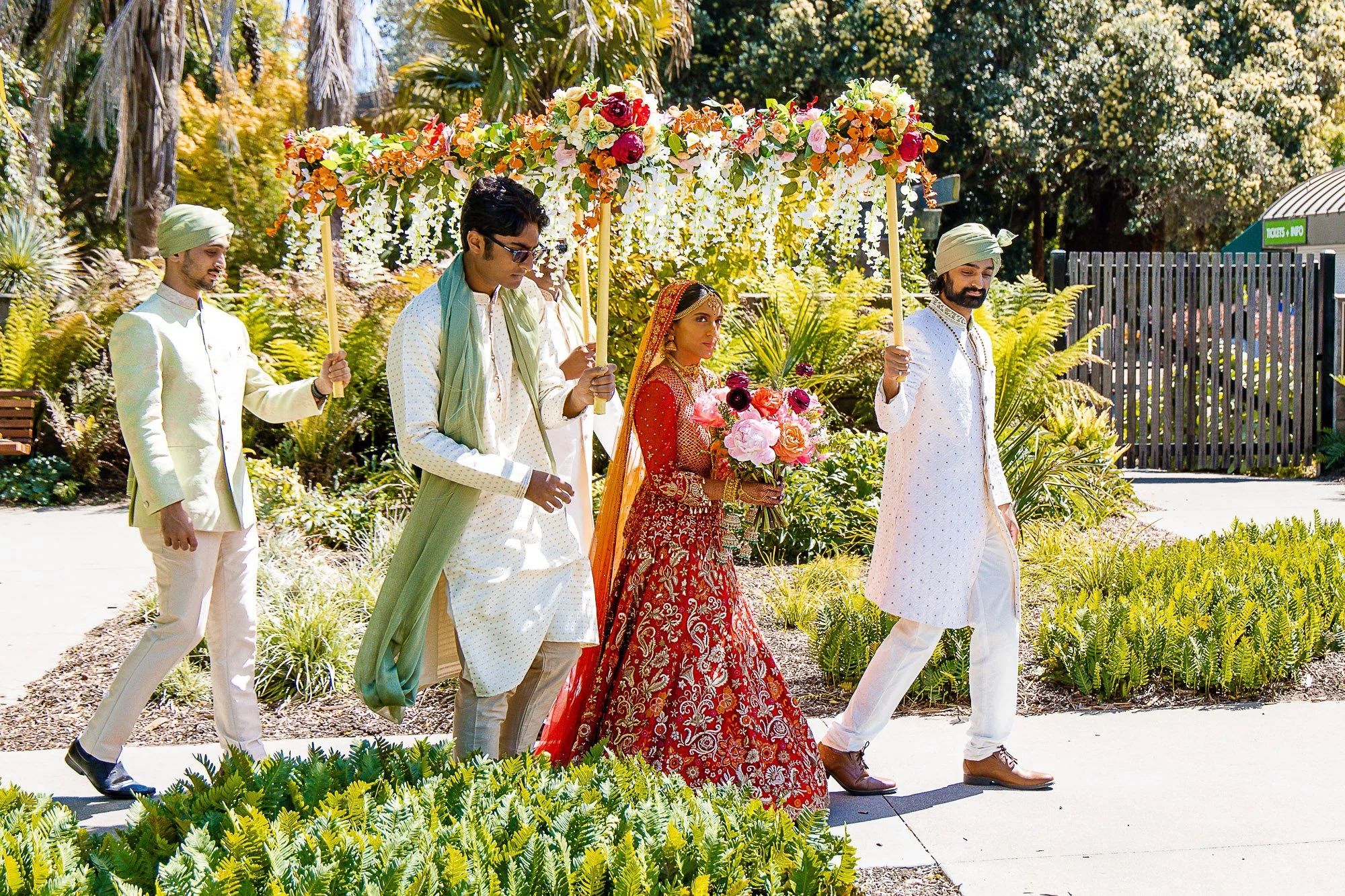 058-san-francisco-botanical-gardens--academy-of-sciences-indian-wedding.jpg