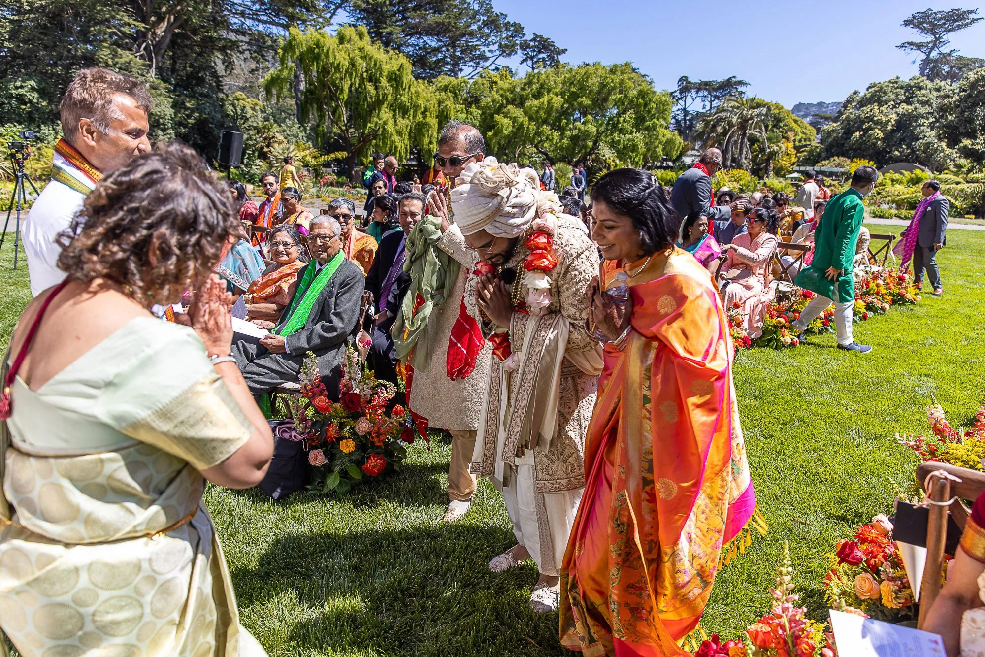 054-san-francisco-botanical-gardens--academy-of-sciences-indian-wedding.jpg