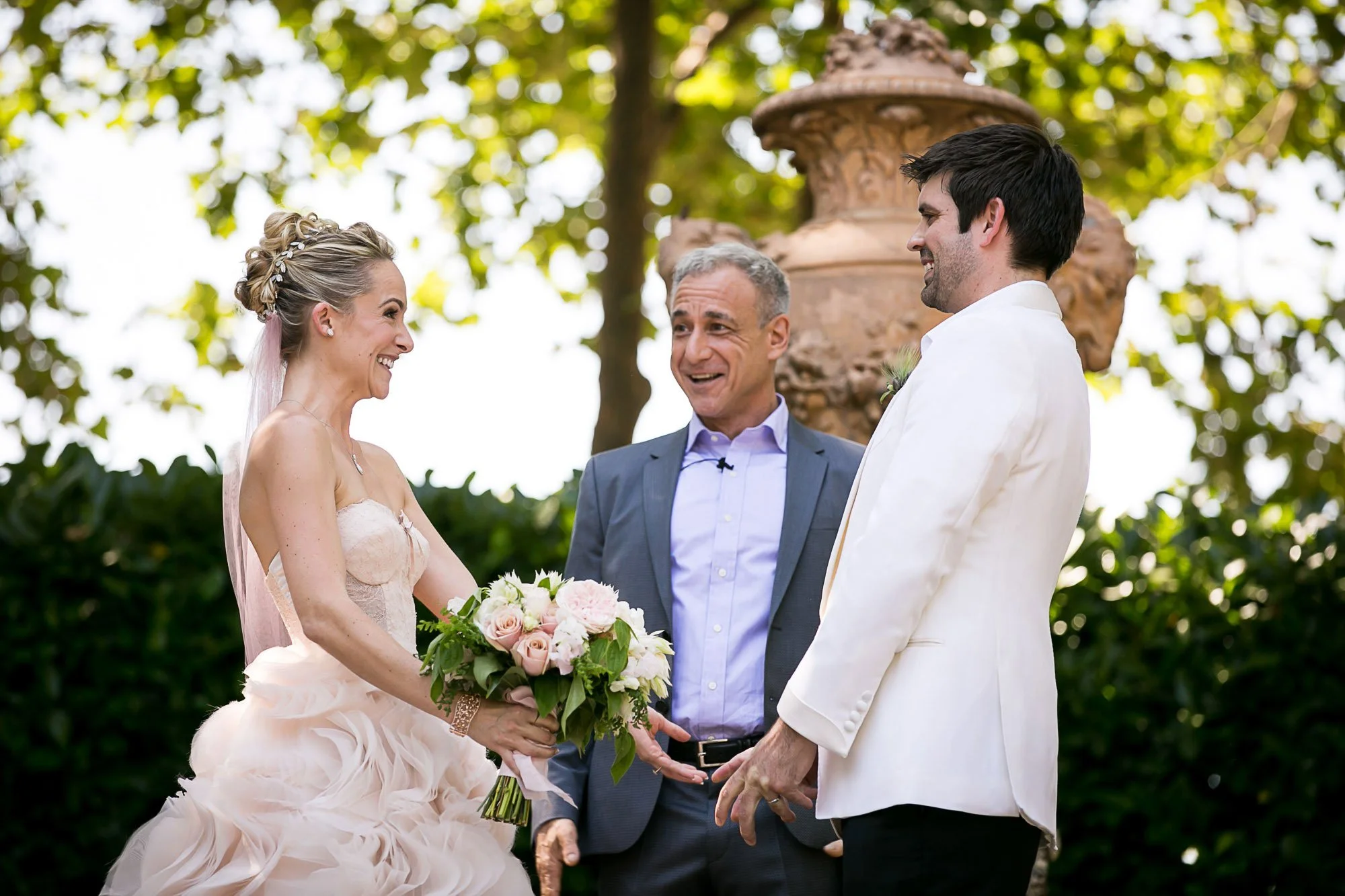 beaulieu-garden-wedding-emotional-ceremony-22.jpg