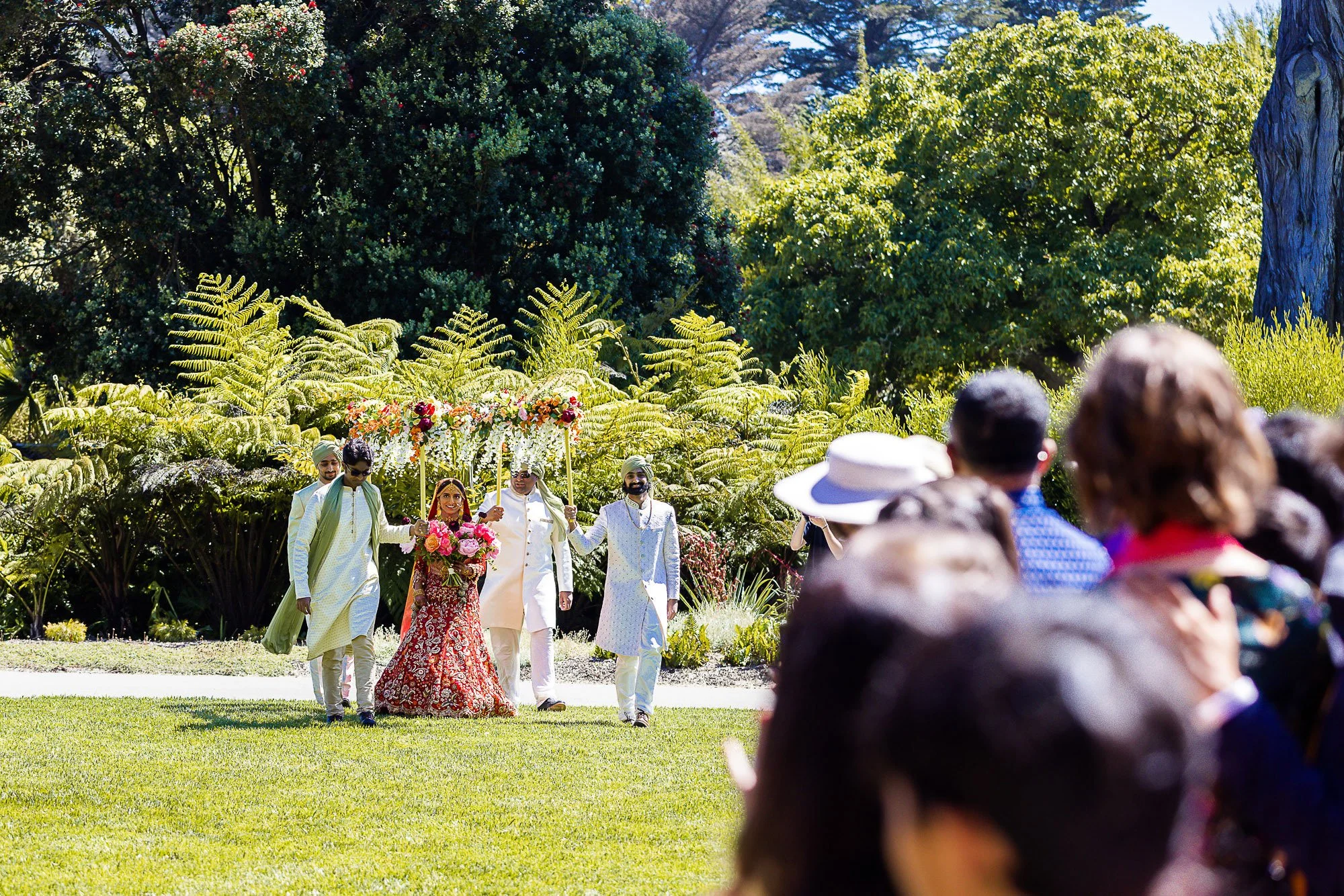 059-san-francisco-botanical-gardens--academy-of-sciences-indian-wedding.jpg
