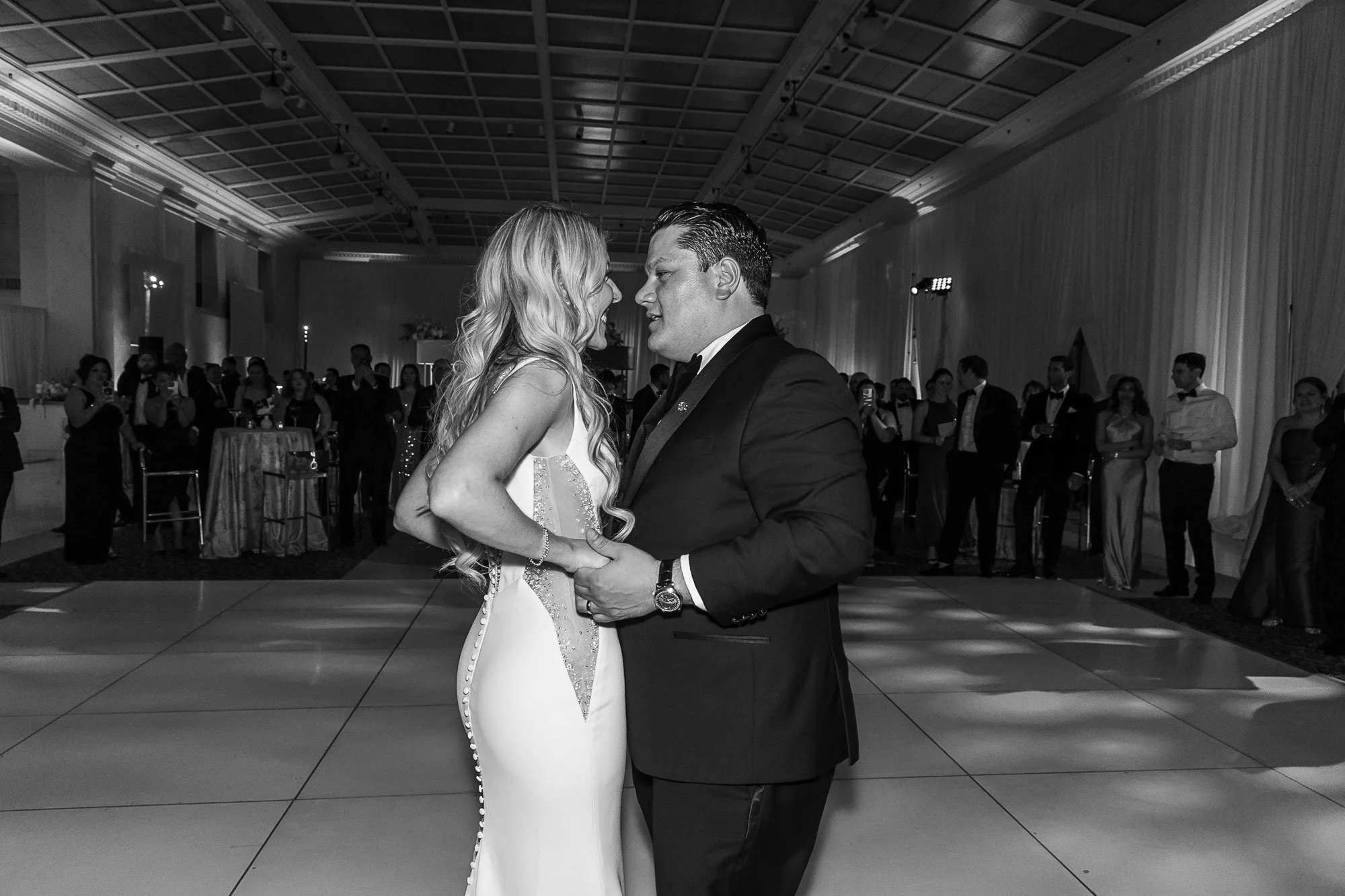 san-francisco-city-hall-wedding-reception-first-dance.jpg