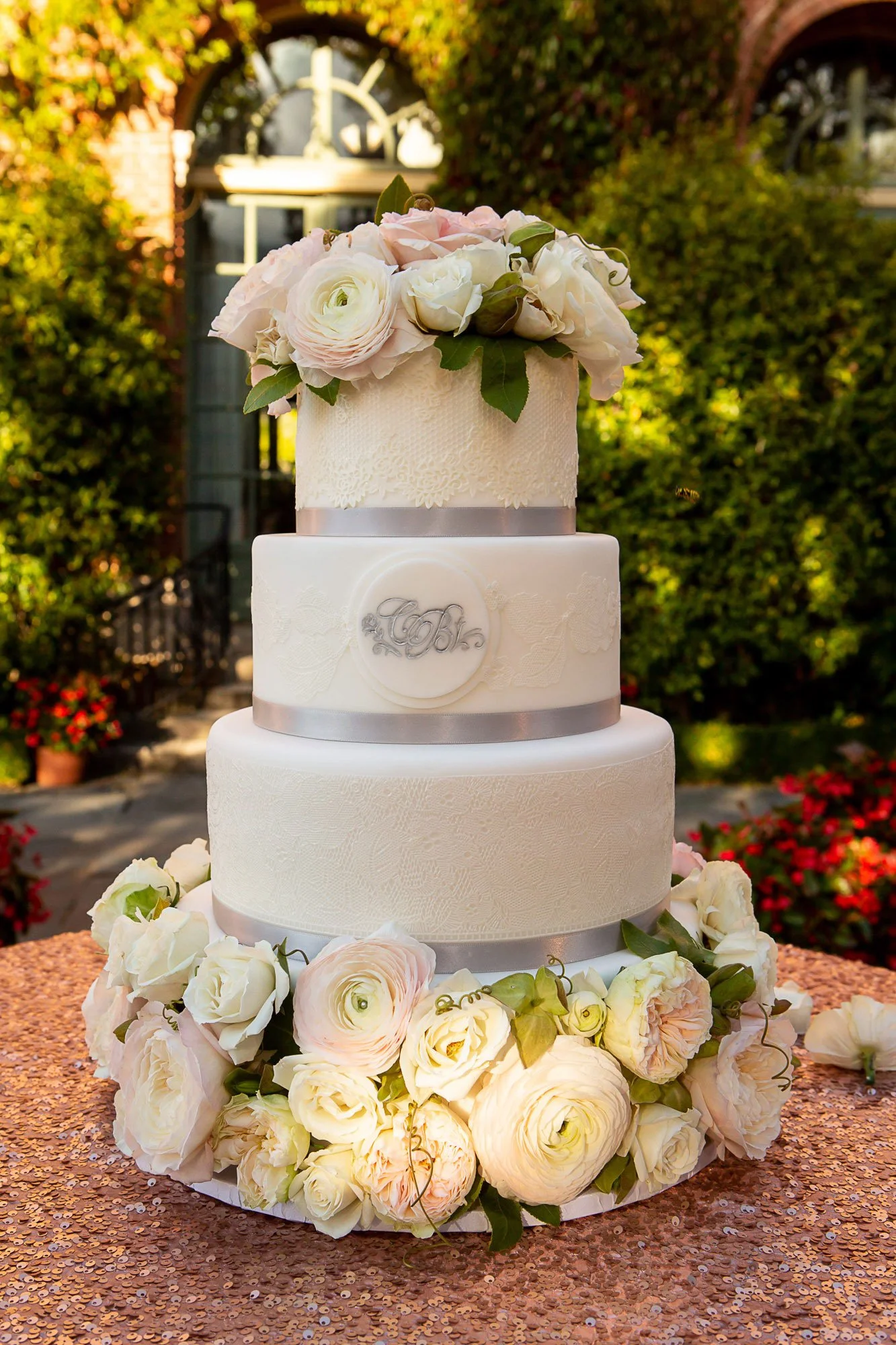filoli-gardens-wedding-cake.jpg
