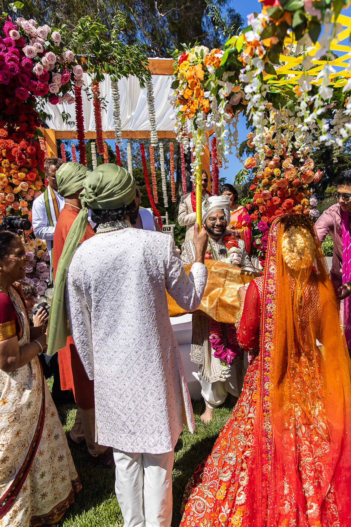 065-san-francisco-botanical-gardens--academy-of-sciences-indian-wedding.jpg