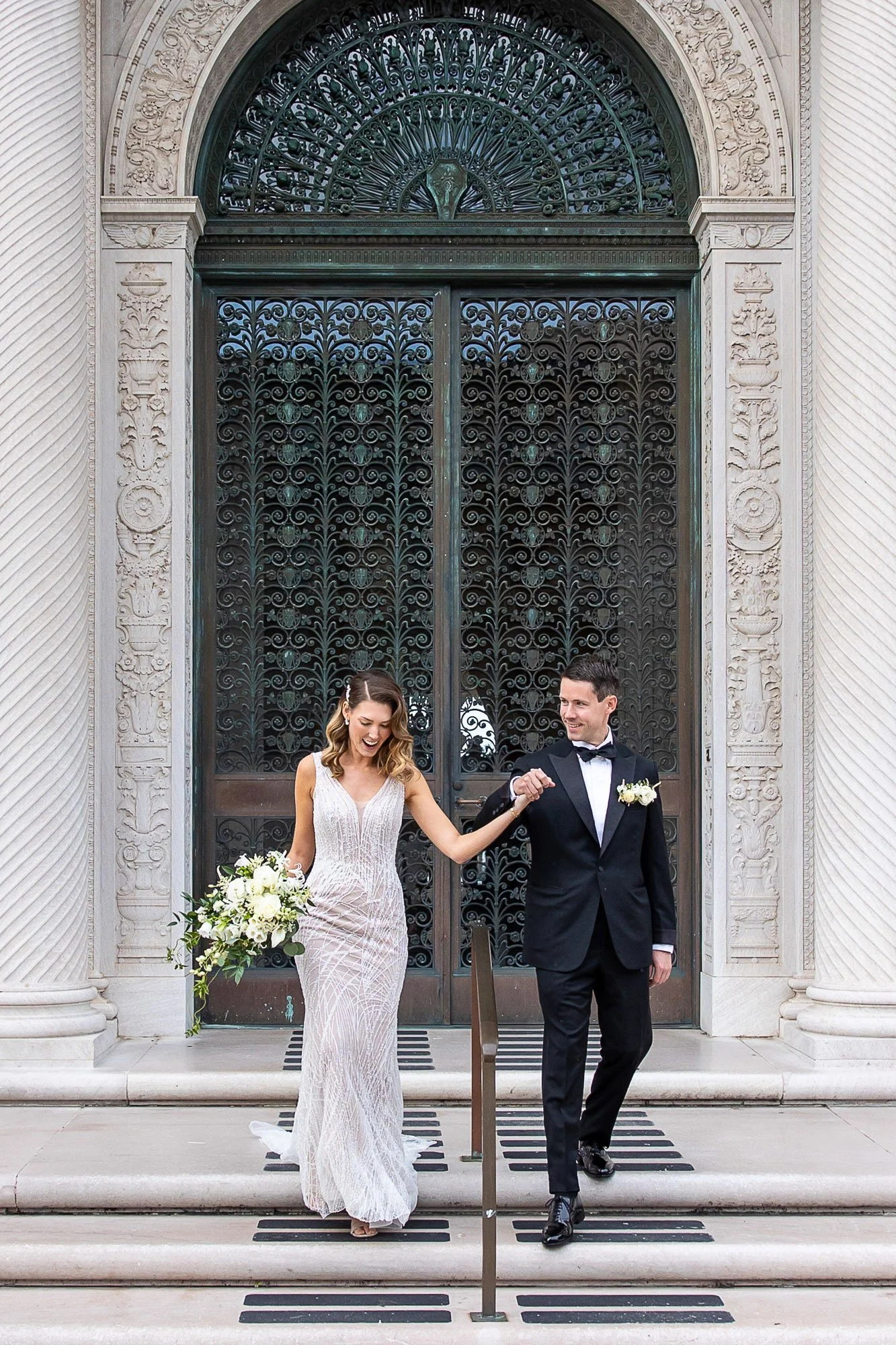 james-leary-flood-mansion-wedding-san-francsico-bride-and-groopm-portrait-20.jpg