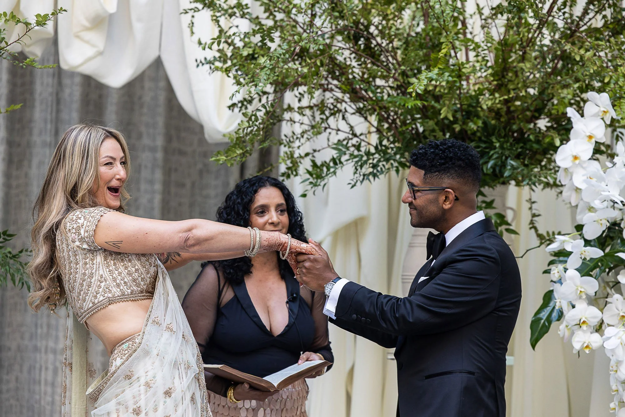 one-sansome-san-francisco-indian-wedding-ceremony-04.jpg