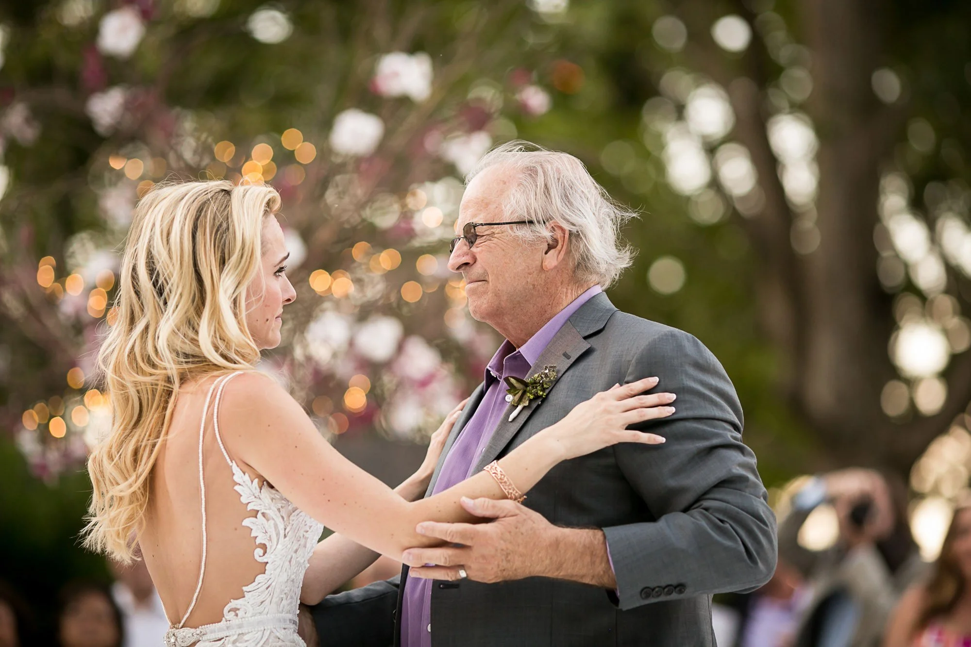 beaulieu-garden-wedding-father-daughter-dance-39.jpg