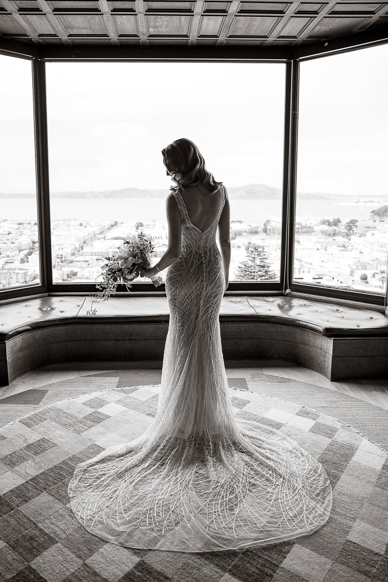 james-leary-flood-mansion-wedding-san-francsico-bride-portrait.jpg