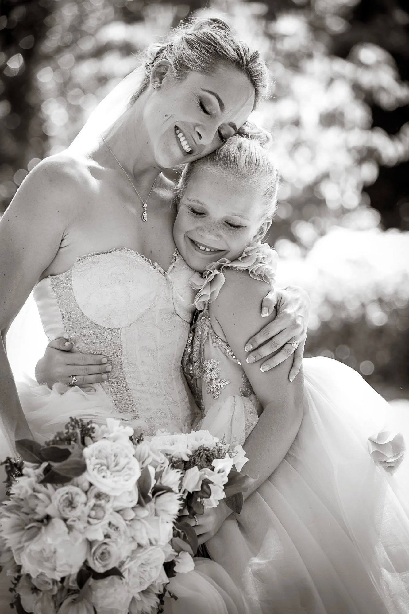 beaulieu-garden-wedding-flower-girl-bride-14.jpg