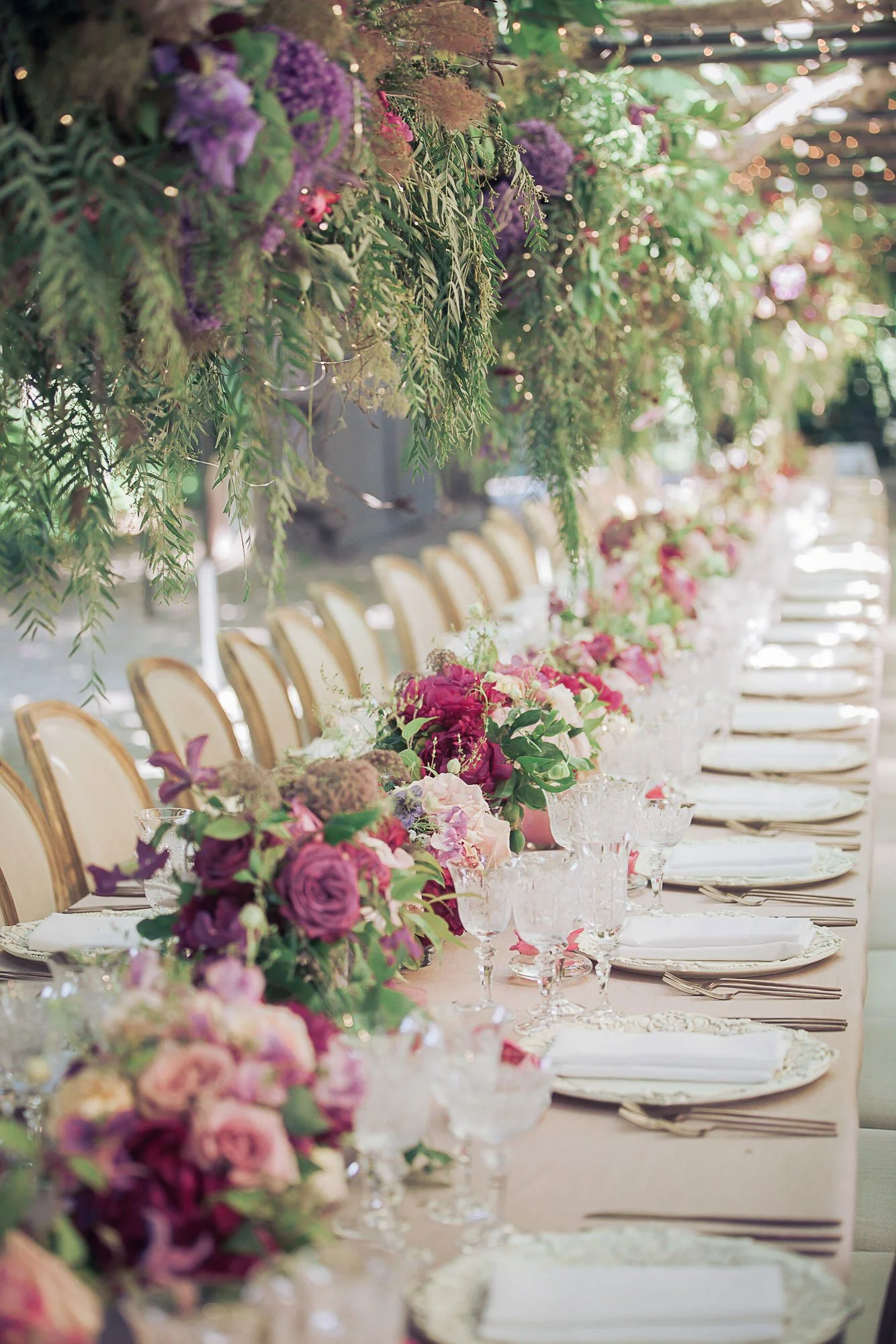 beaulieu-garden-wedding-table-decor-28.jpg