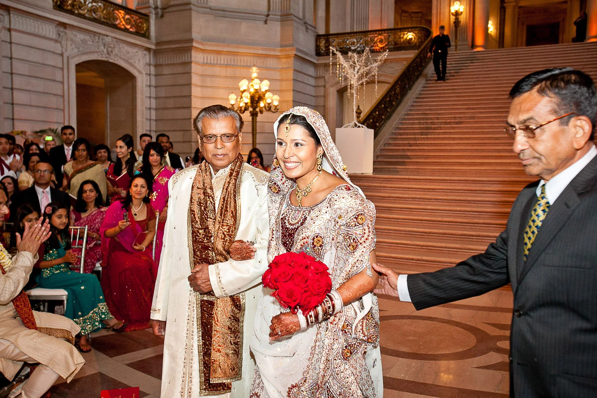055-san-francisco-city-hall-indian-wedding.jpg