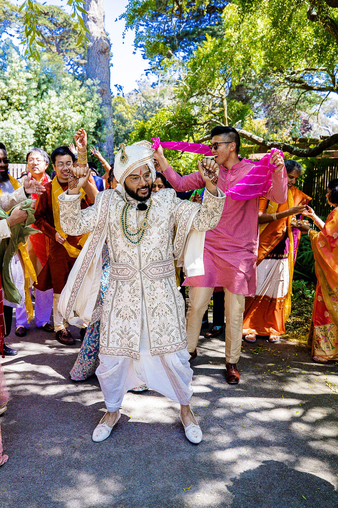 049-san-francisco-botanical-gardens--academy-of-sciences-indian-wedding.jpg