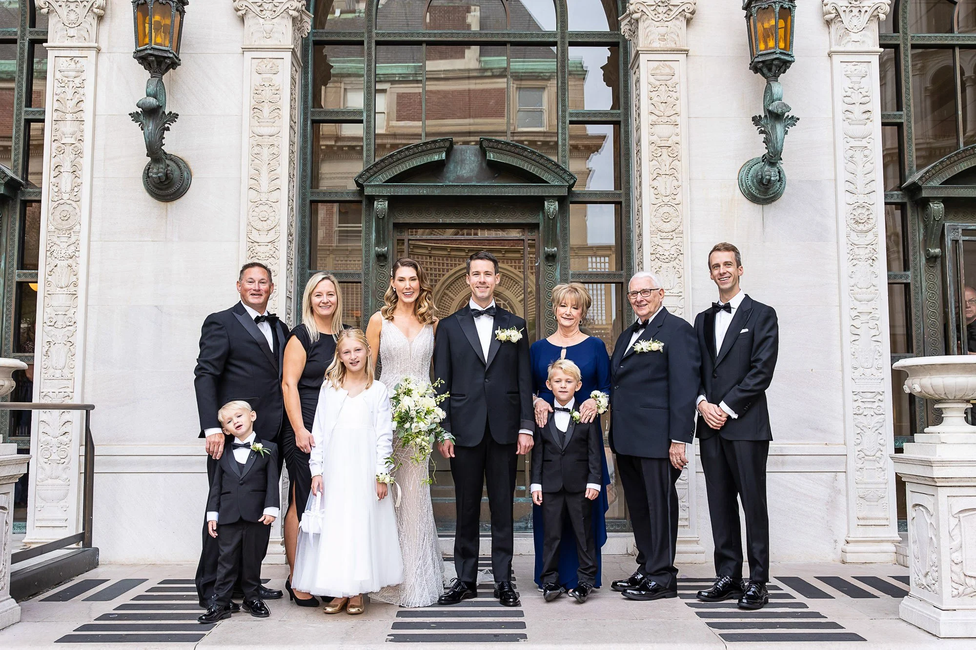 james-leary-flood-mansion-wedding-san-francsico-family-portrait.jpg