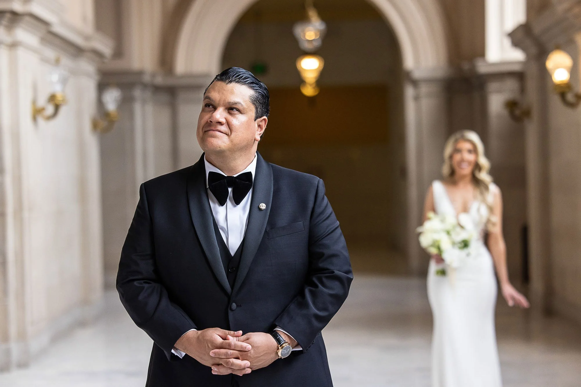 san-francisco-city-hall-wedding-couple-first-look.jpg