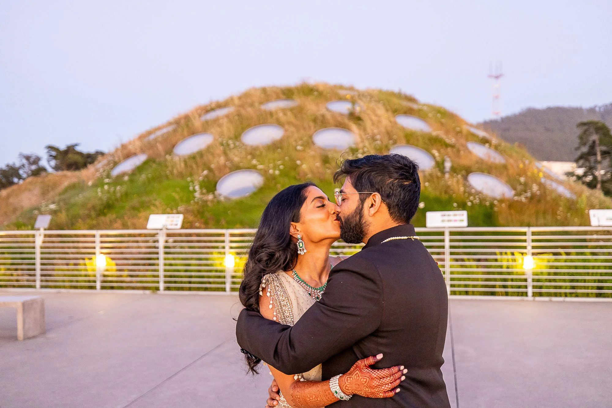 136-san-francisco-botanical-gardens--academy-of-sciences-indian-wedding.jpg