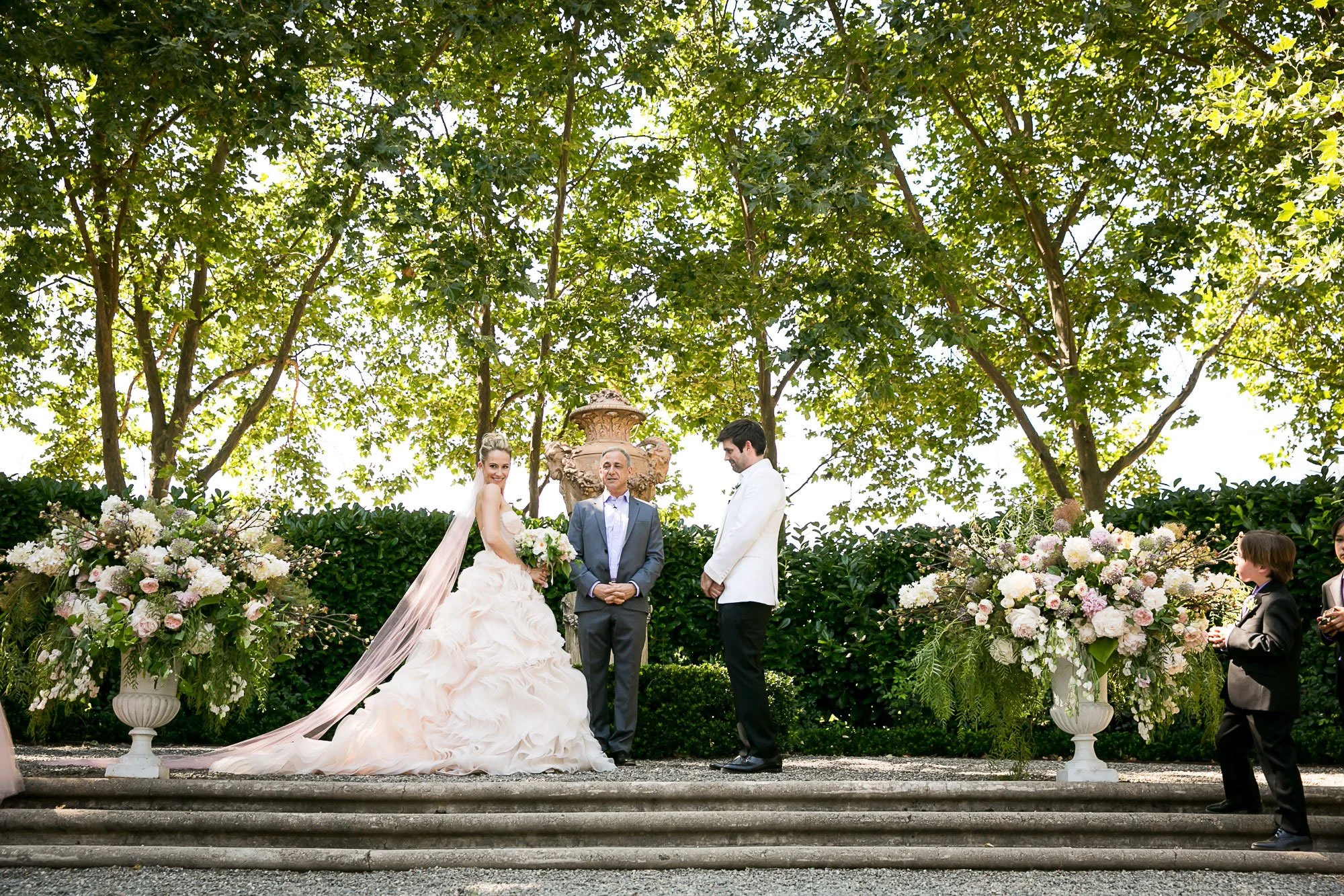 beaulieu-garden-wedding-ceremony-17.jpg