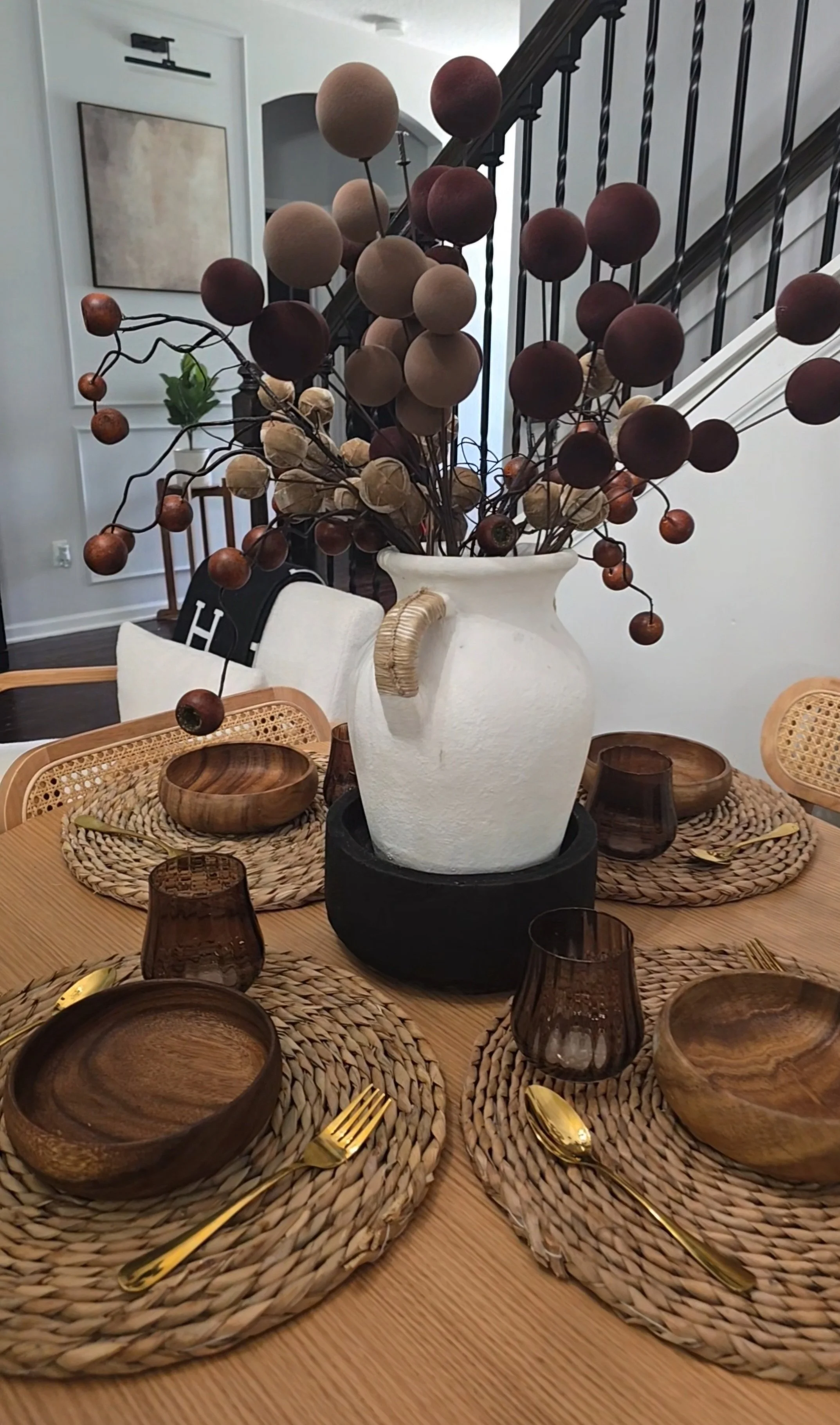 breakfast table.jpg