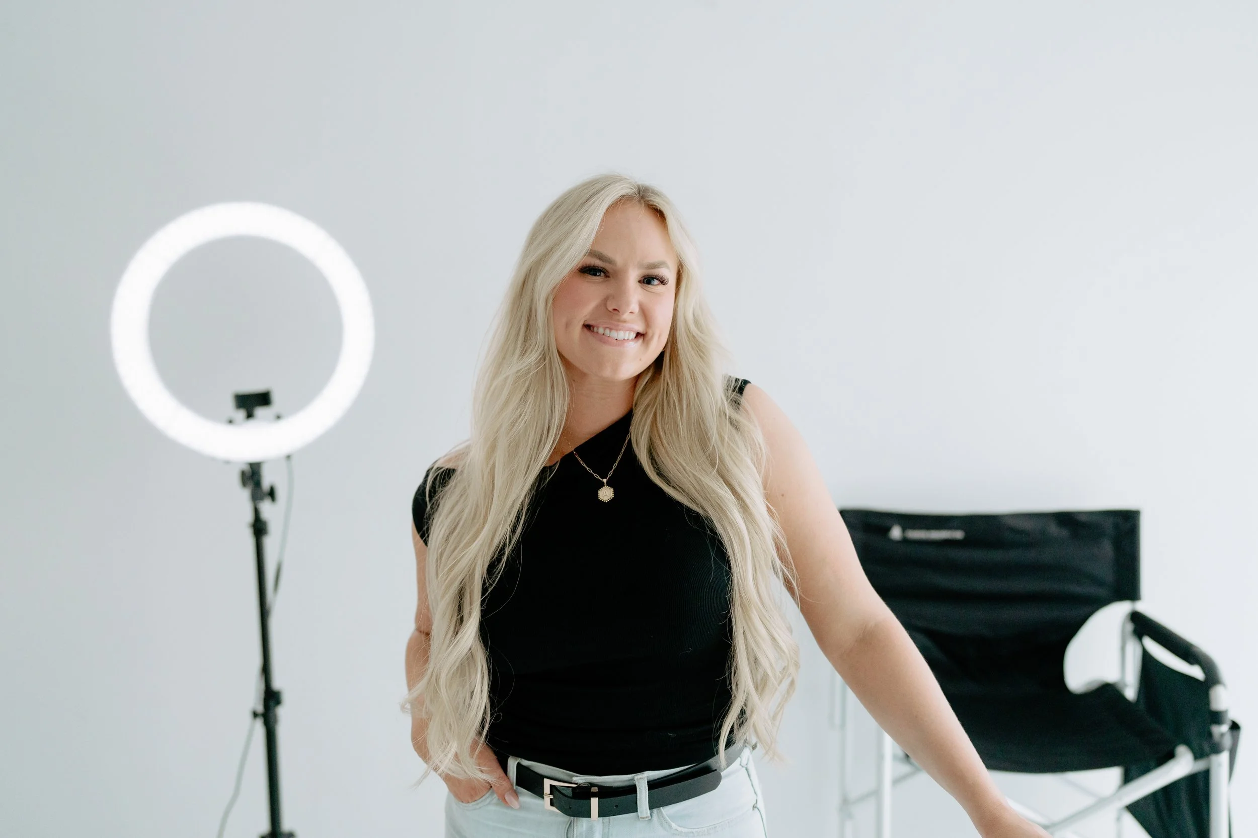 Symmetrie Bridal makeup artist specializing in natural wedding makeup in Bellingham