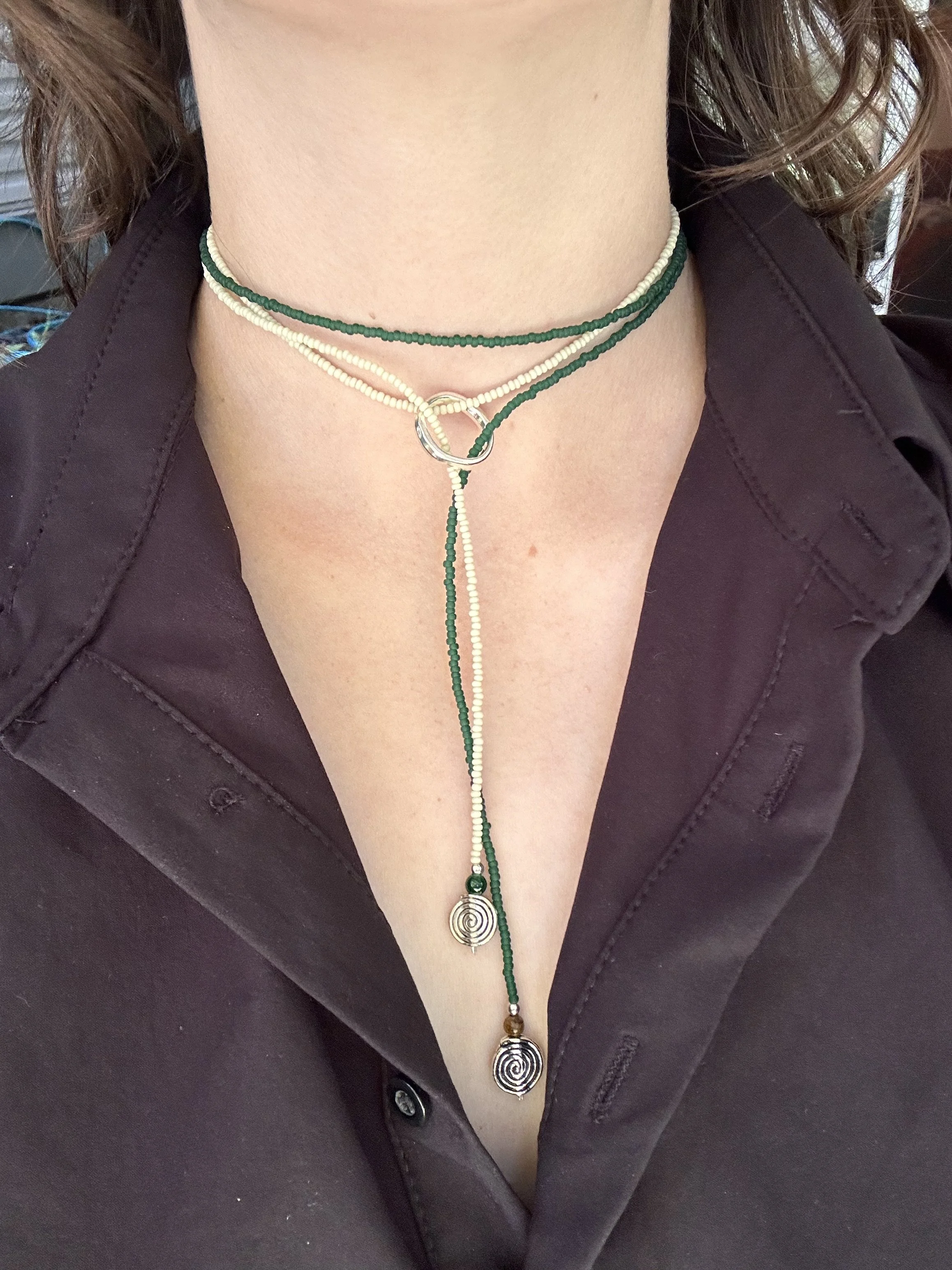 Split Pea Lasso Necklace