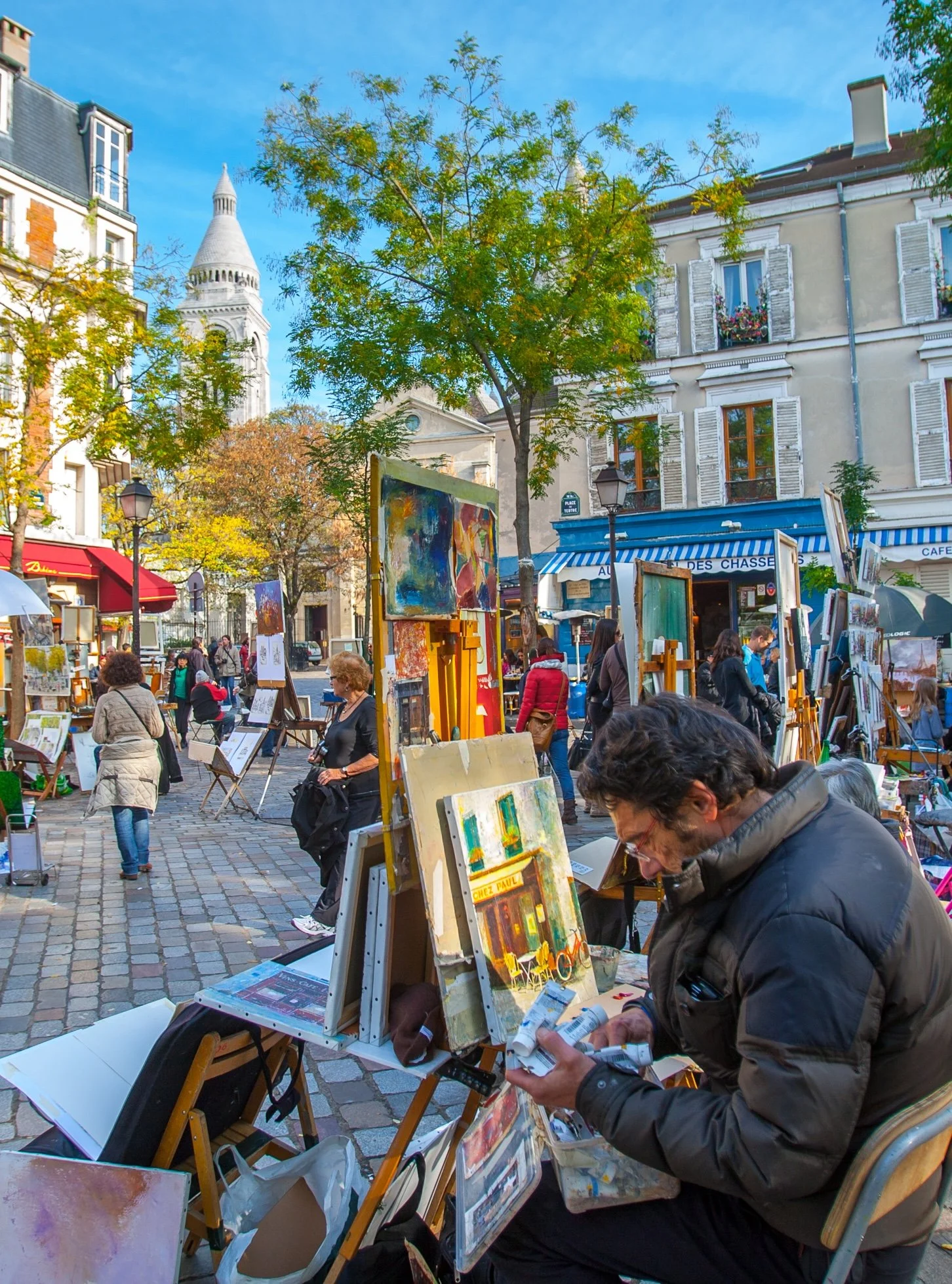 Unique experiences to explore art, culture, history, and local traditions that will leave you feeling fully immersed and present. 