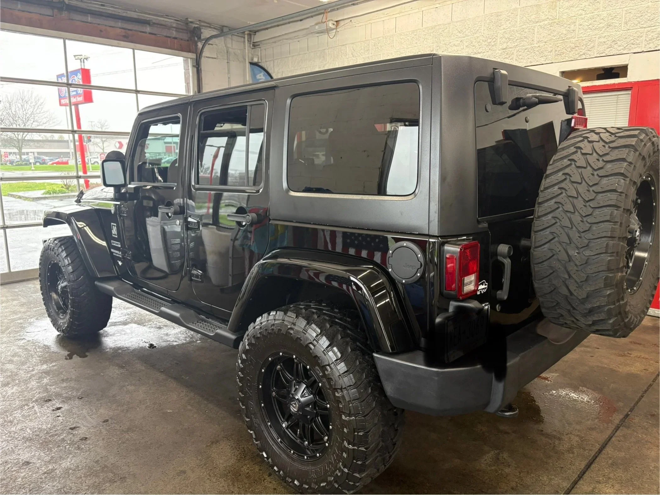 jeep hand waxed by Dr Huggs