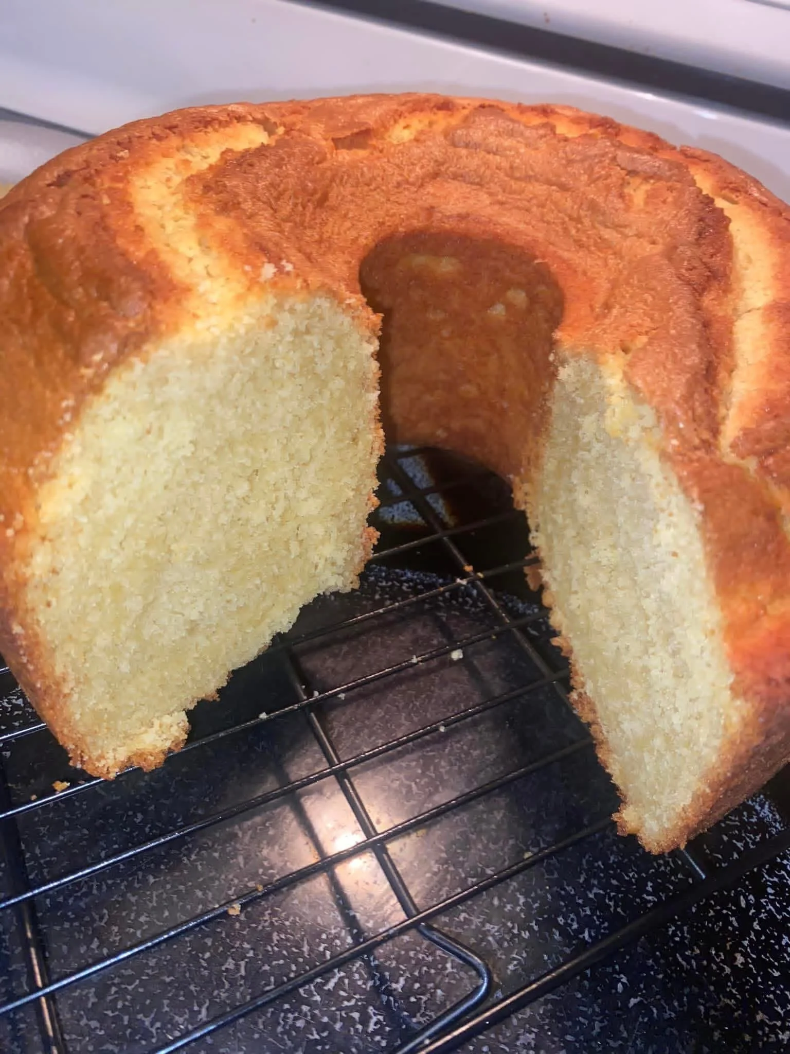 Grandma’s Classic Pound Cake