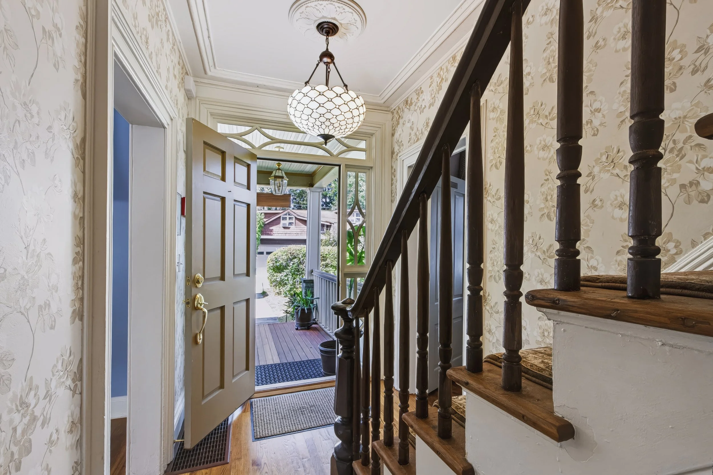 Hudson Valley Real Estate Photgrapher, Beacon NY Real Estate Photographer, Real Estate Photographer Near me